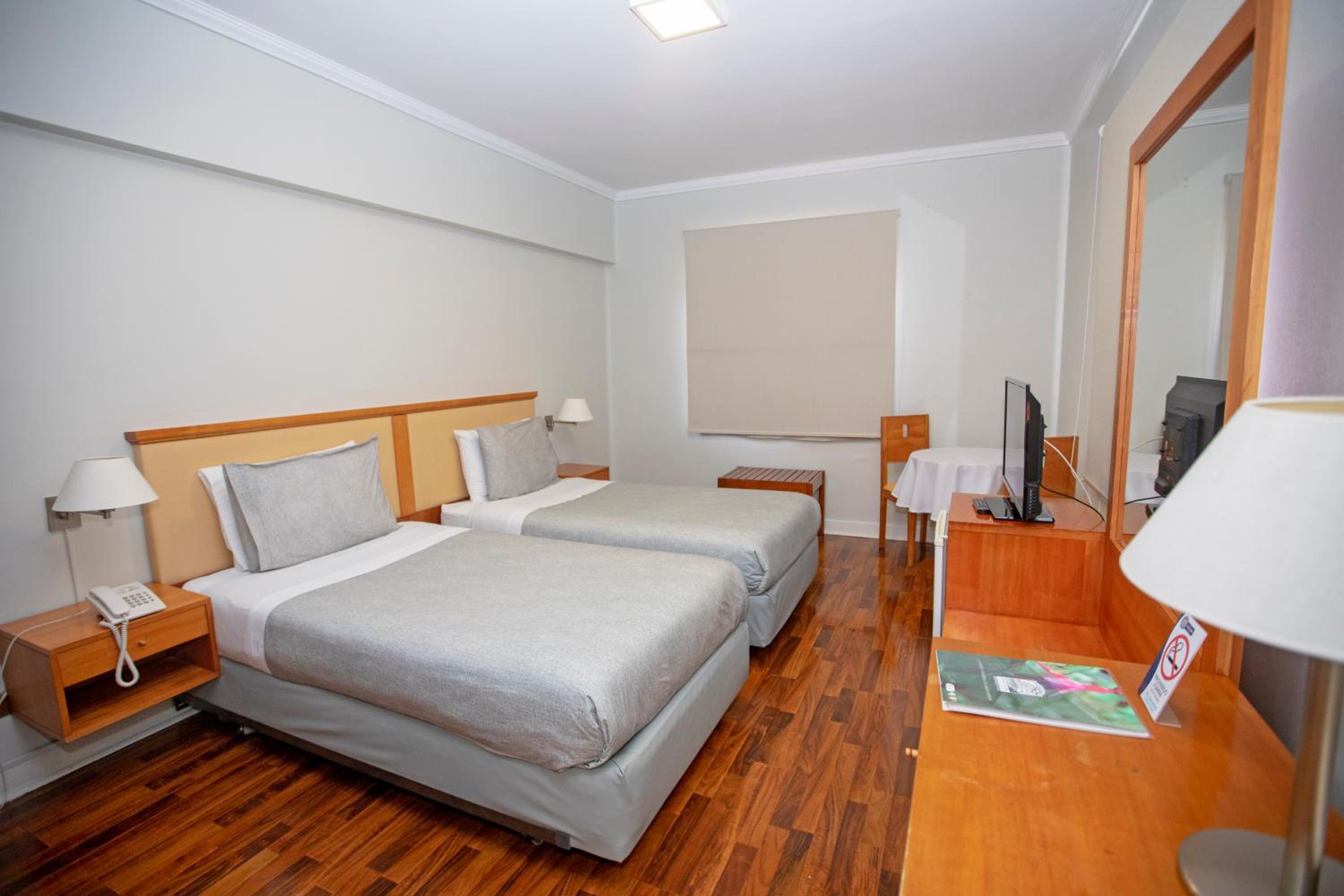 Superior Twin Room with Sea View photo 2