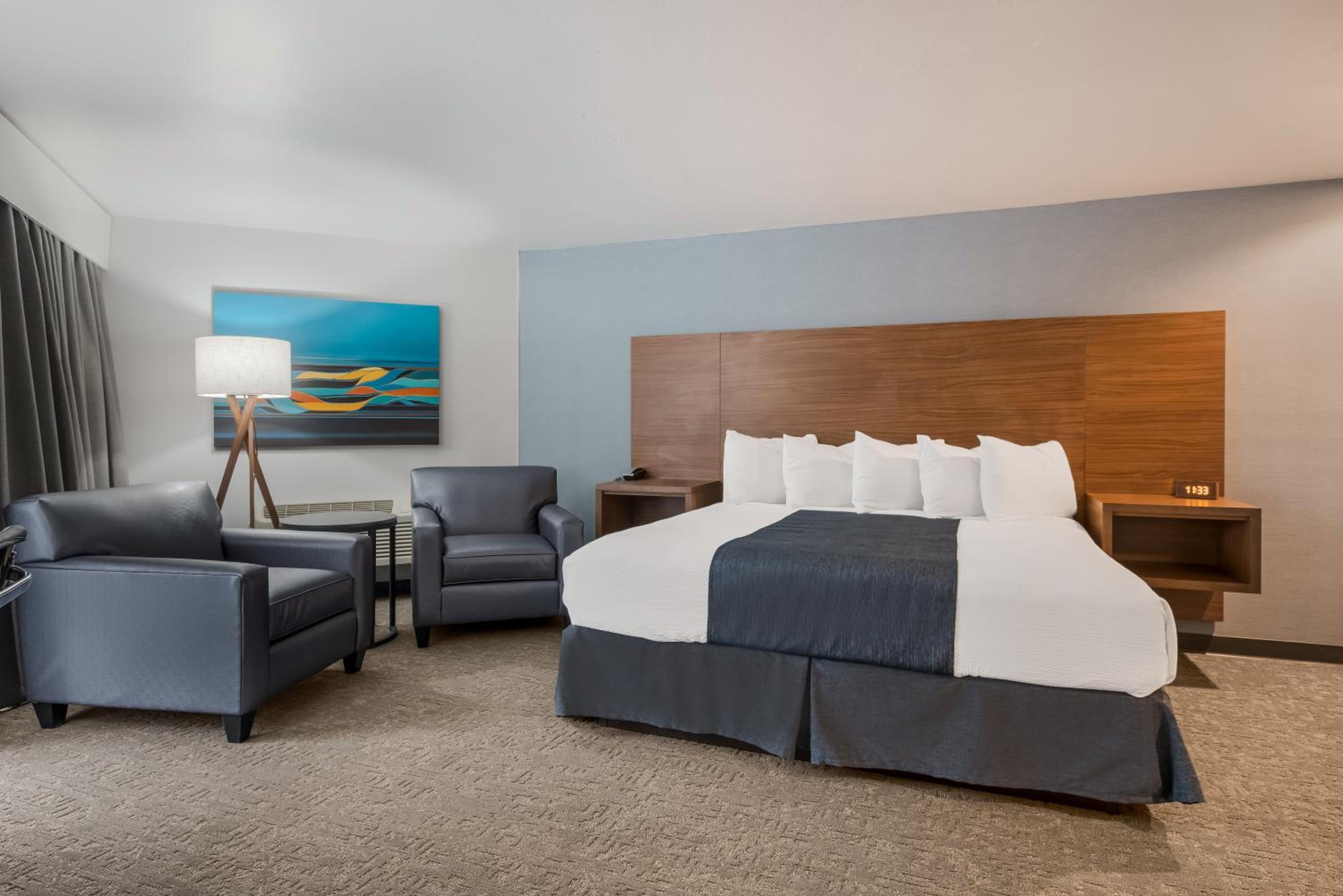 Franklin Building Studio King Suite with Sofa Bed photo 1