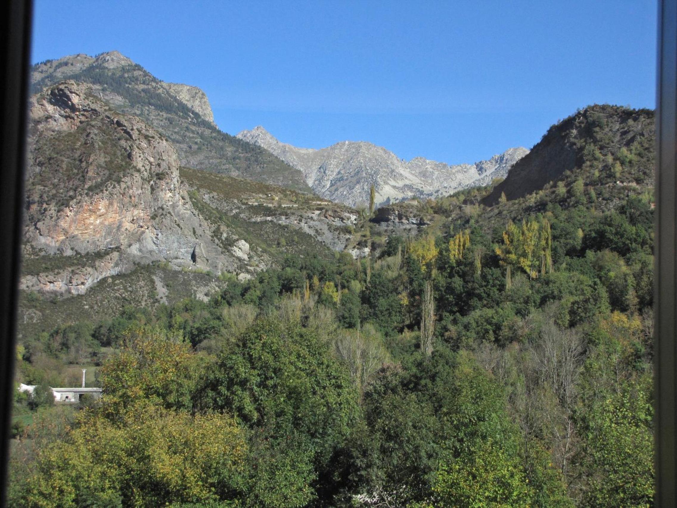 Triple Room with Mountain View photo 2