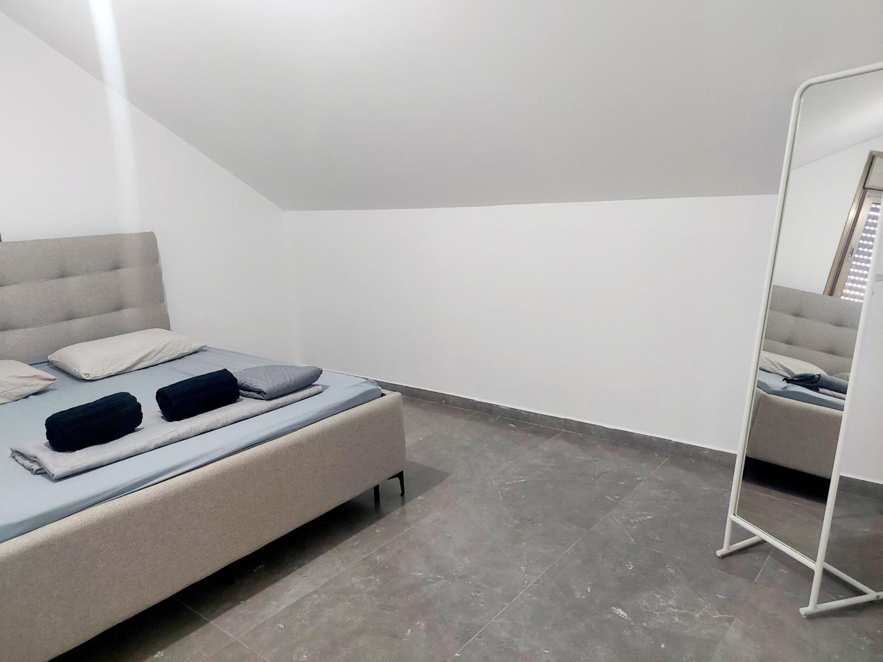 Three-Bedroom Apartment photo 3