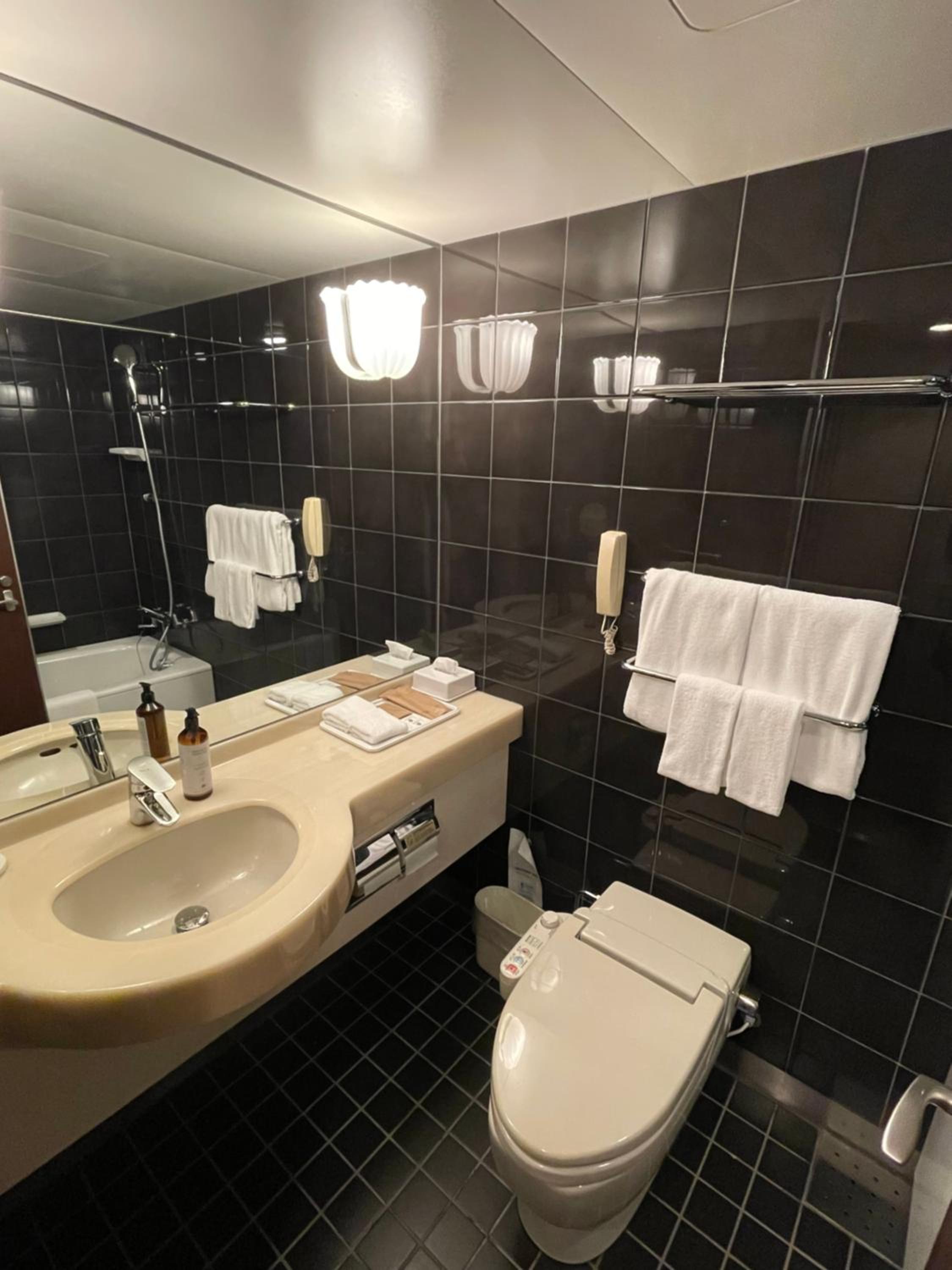 Standard Double Room - Non-Smoking - Photo 2