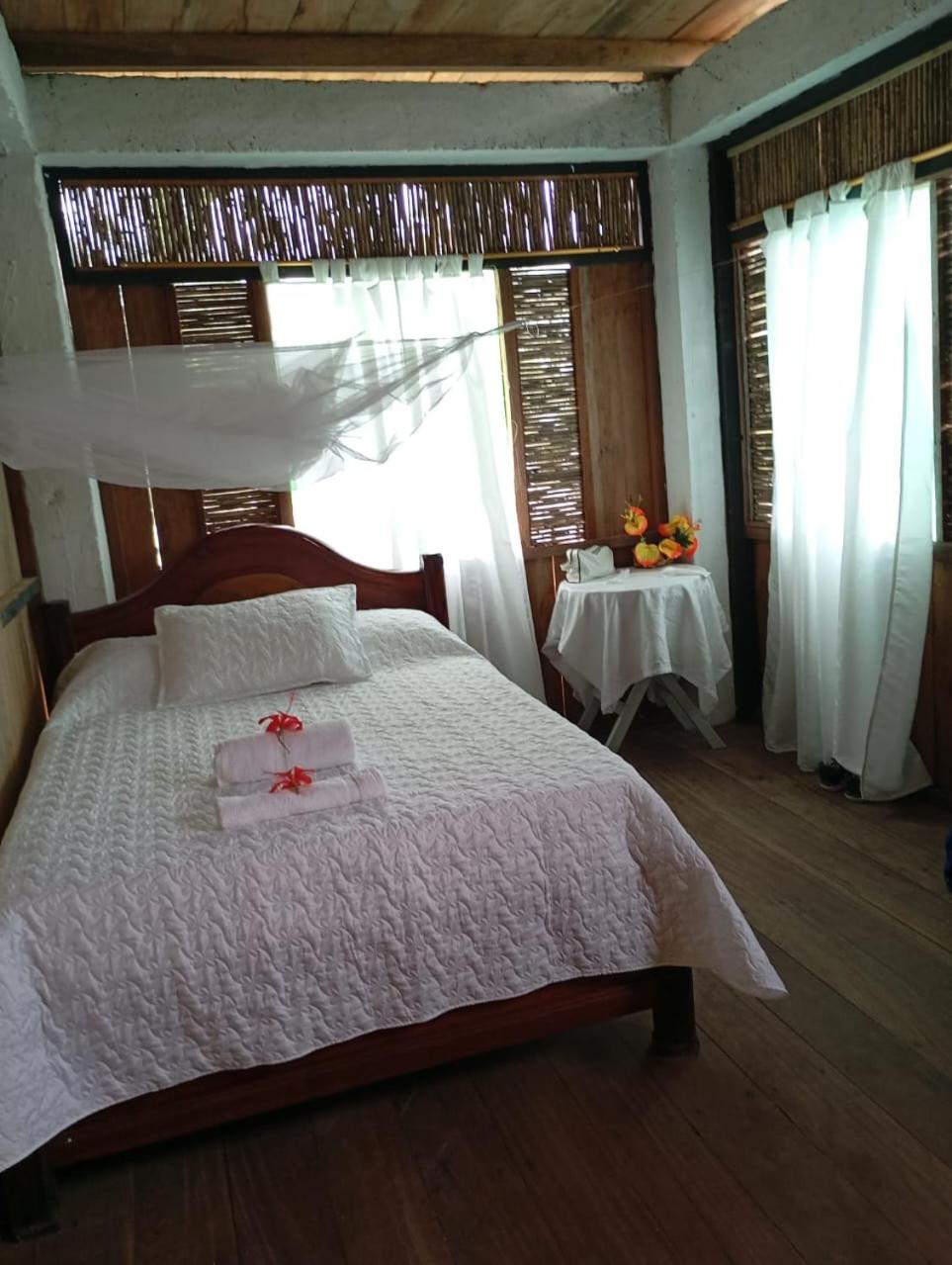 Queen Room photo 3