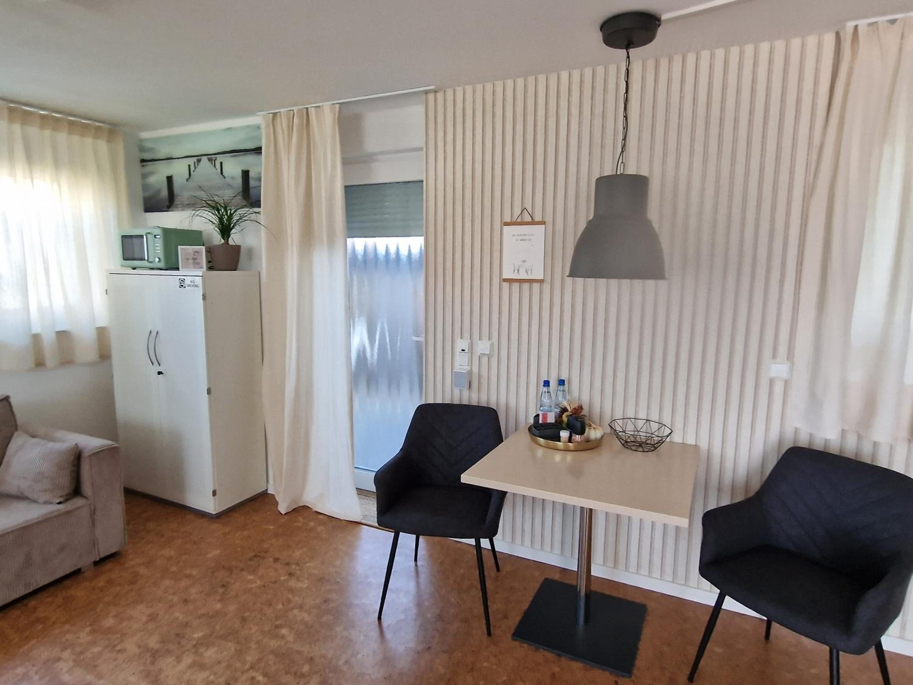 One-Bedroom Apartment photo 3