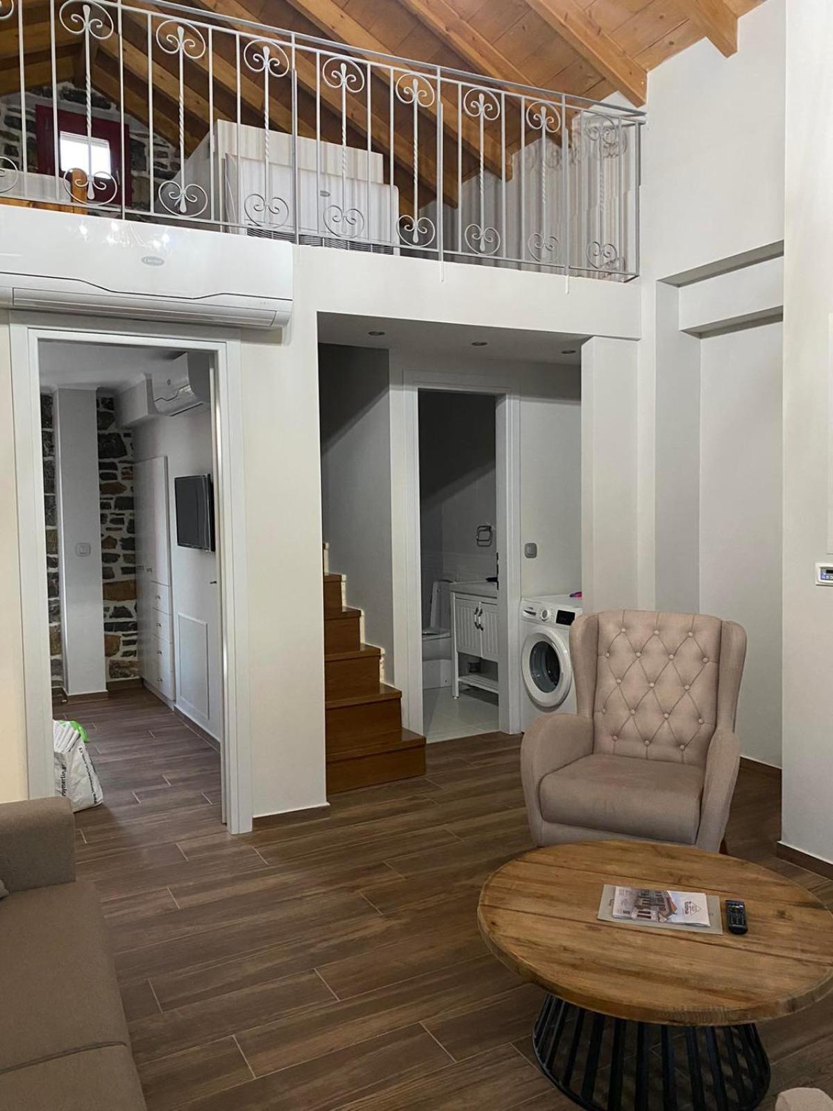 Two-Bedroom Deluxe Apartment with Balcony photo 3