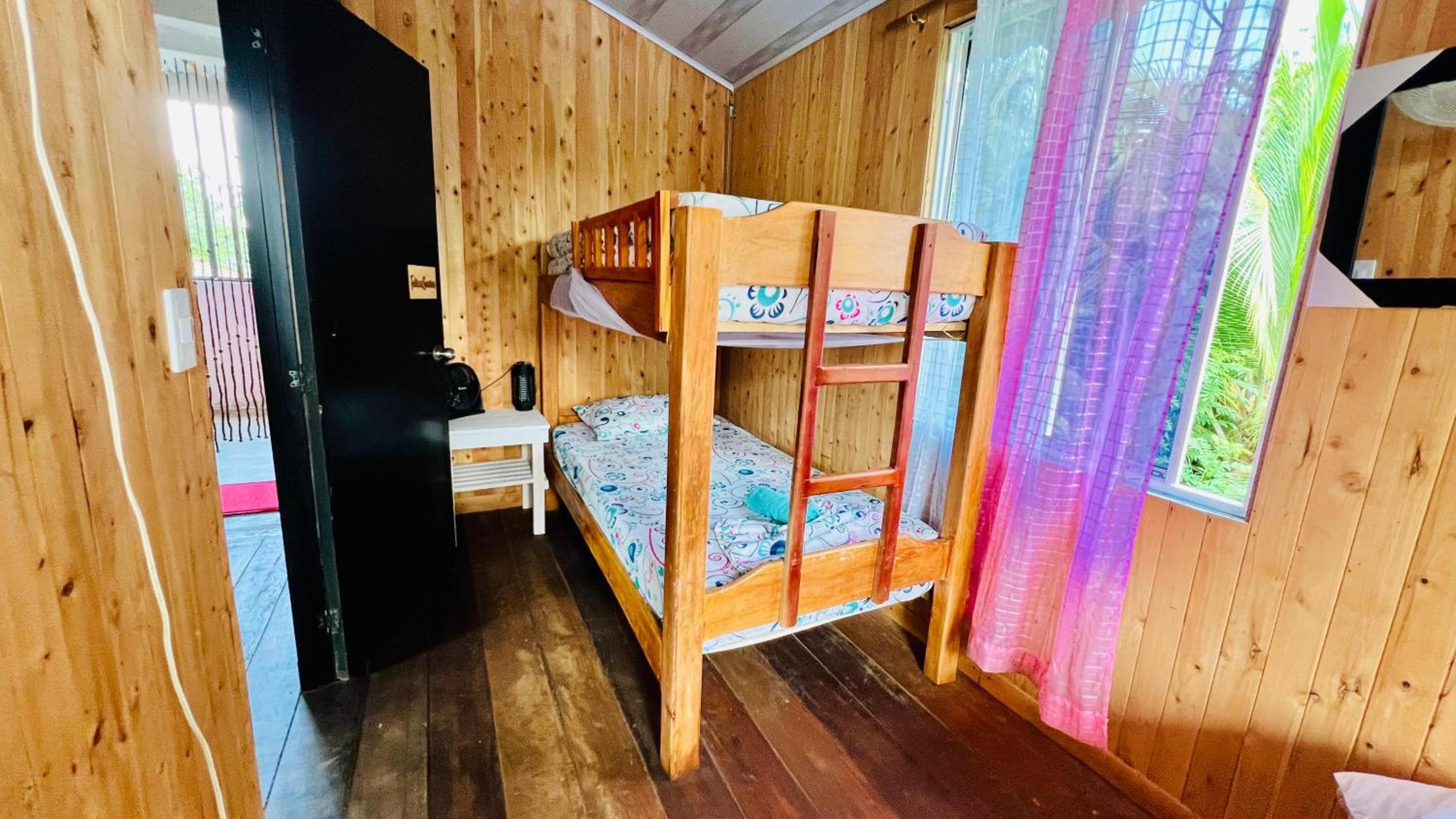 4-Bed Mixed Dormitory Room photo 3