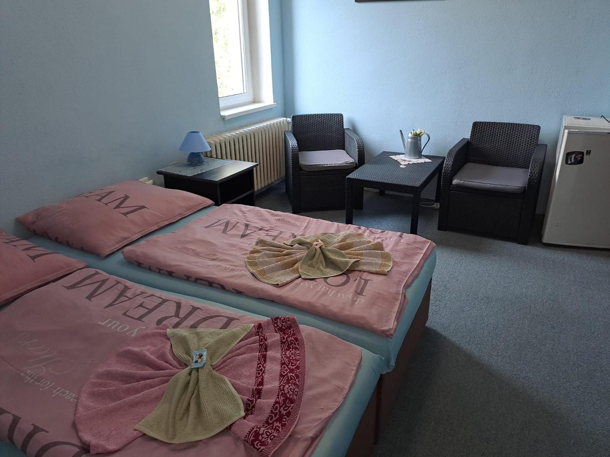 Standard Double or Twin Room photo 3