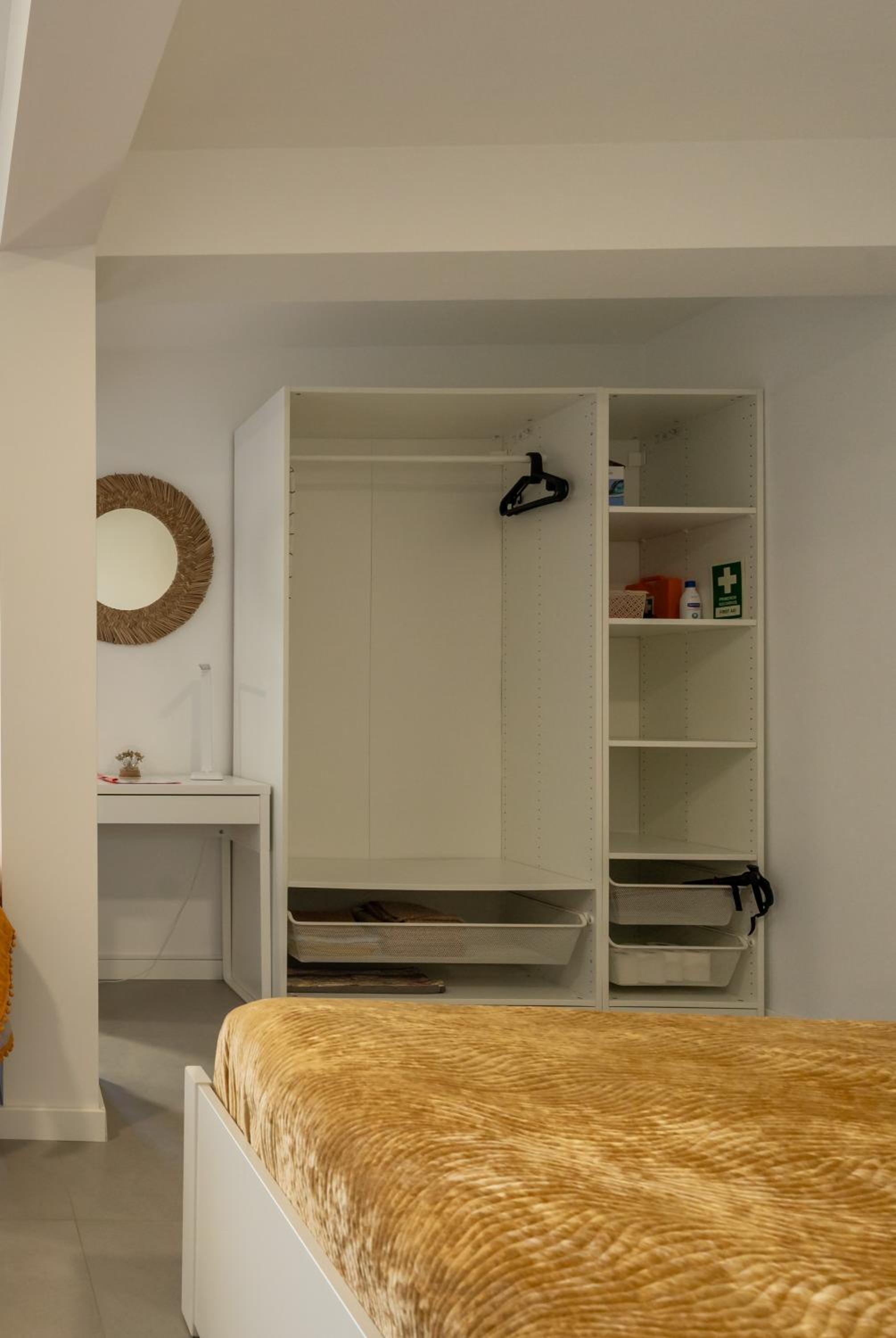Studio Apartment photo 1