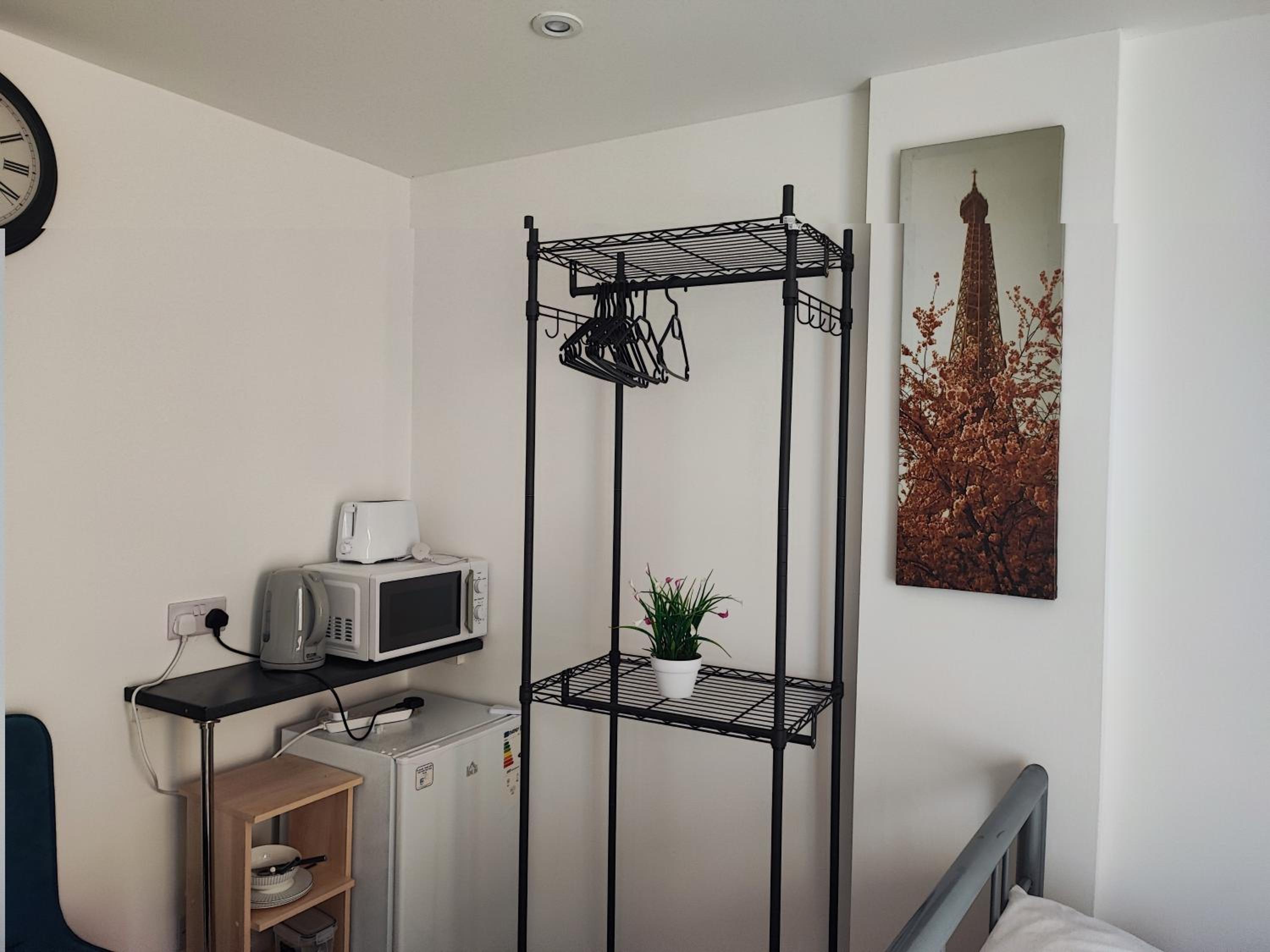 Double or Twin Room with Private Bathroom photo 1