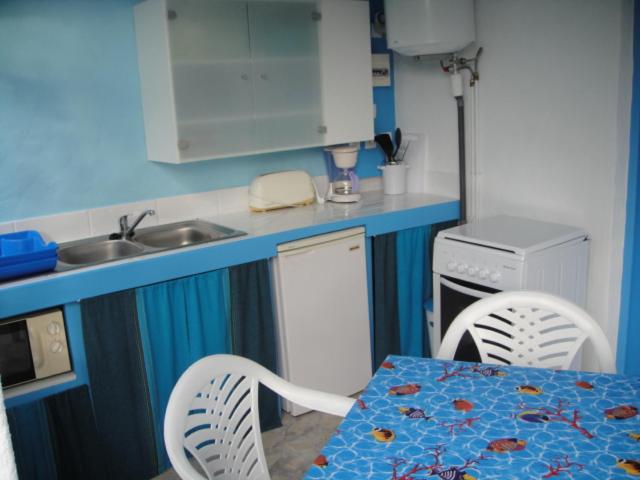 One-Bedroom House photo 2