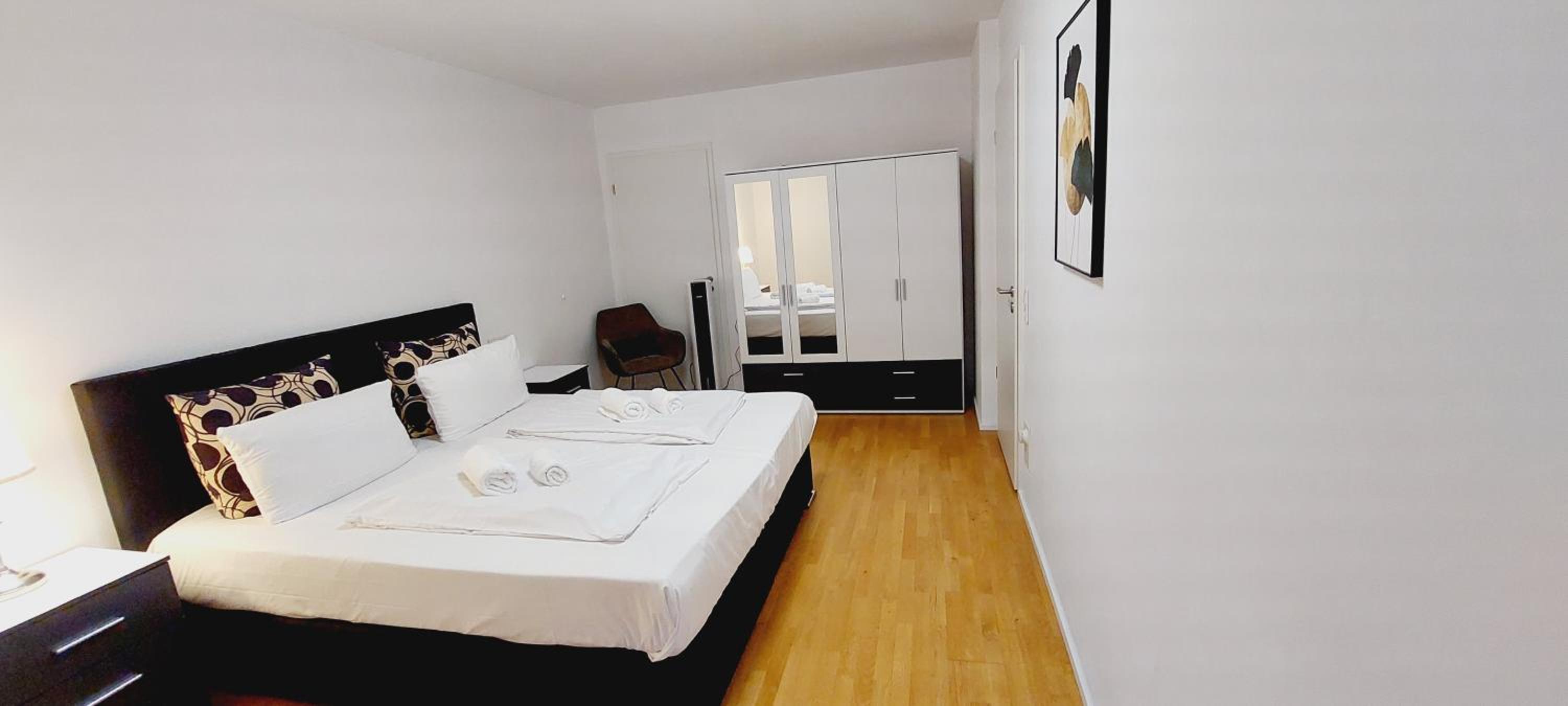 Two-Bedroom Apartment - Photo 4