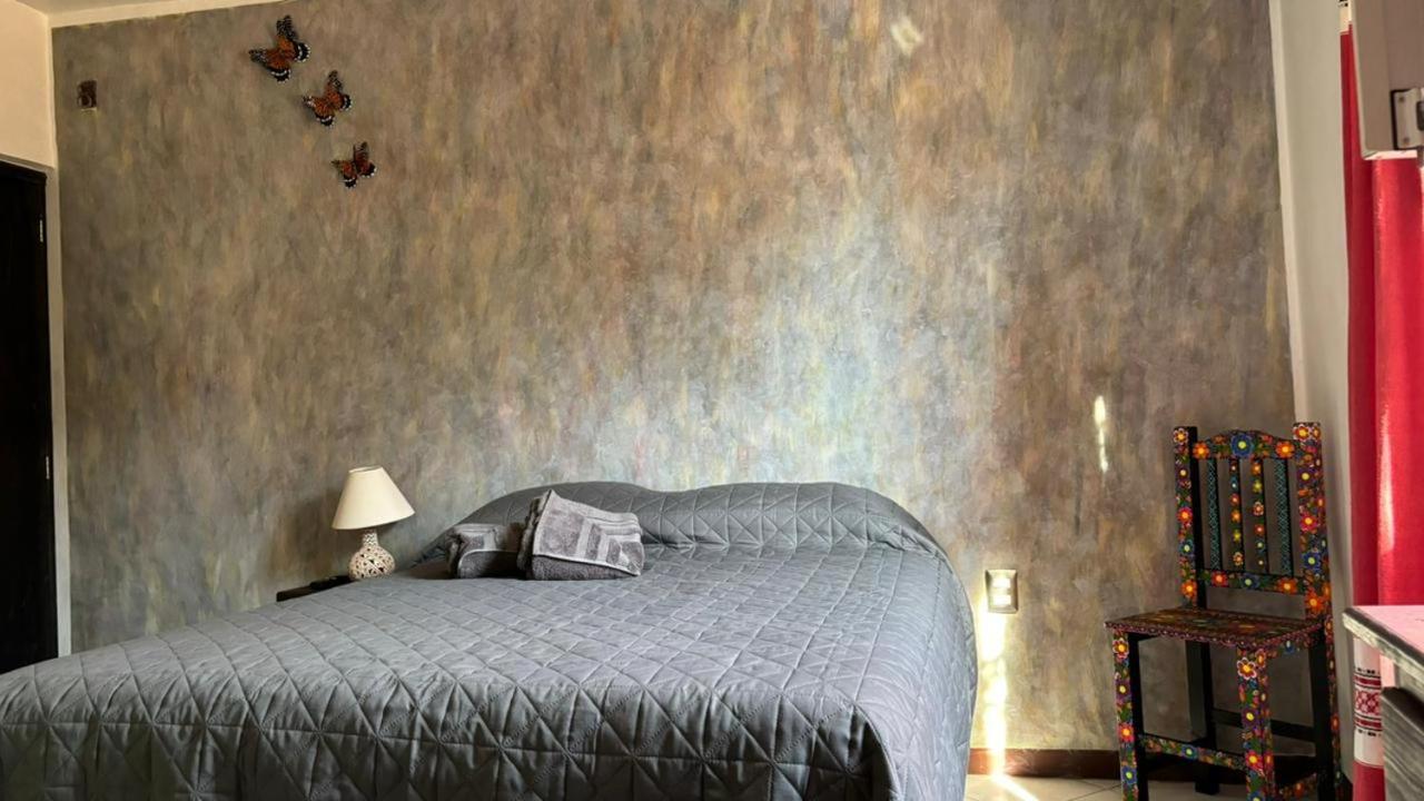 Double Room with Private Bathroom photo 2