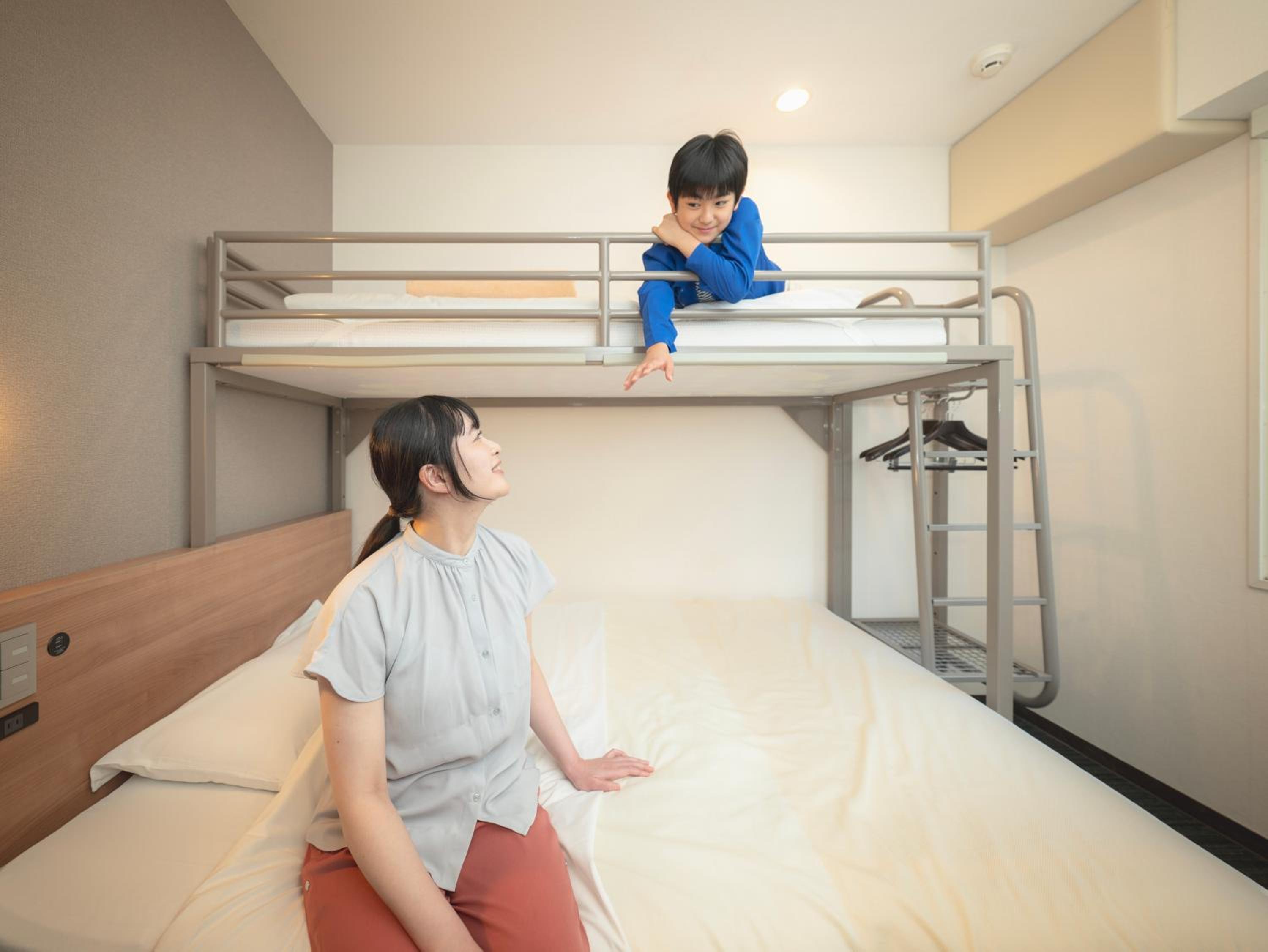 Double or Twin Room with Extra Bed photo 2