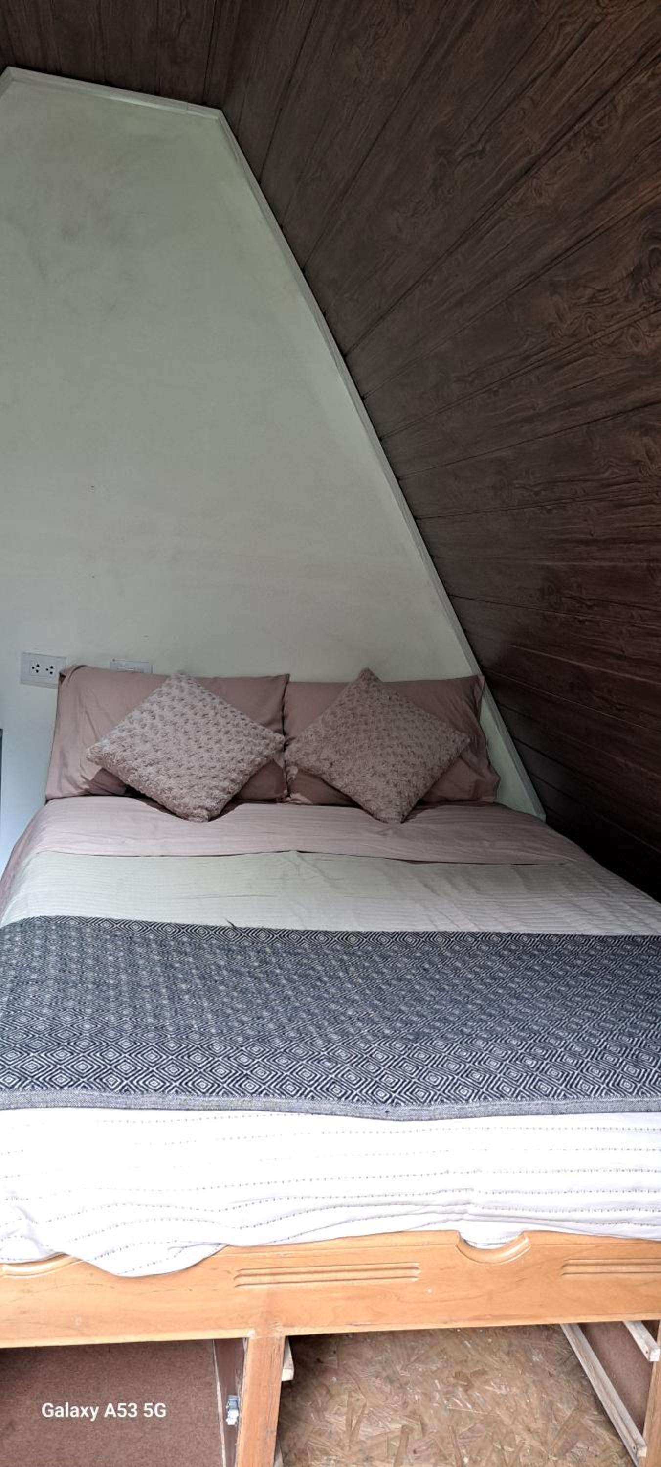 Double Room with Private Bathroom photo 1