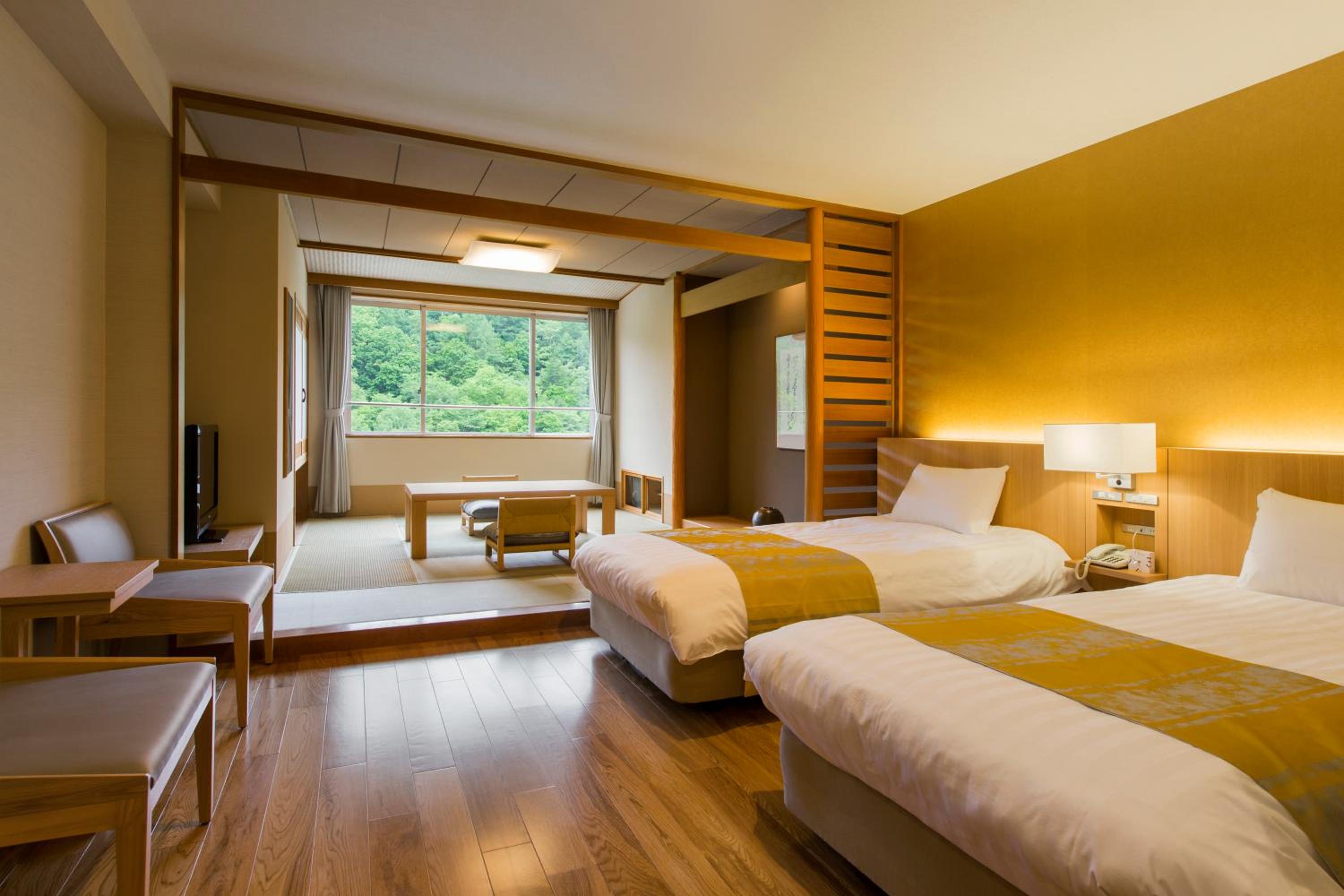 Standard Room With Tatami Area - Smoking photo 3