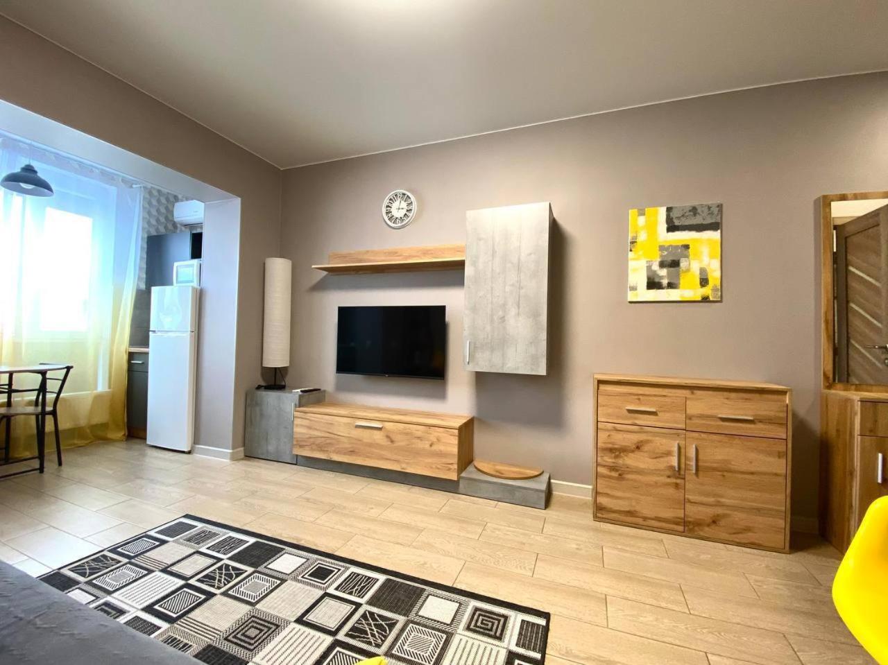 One-Bedroom House photo 1