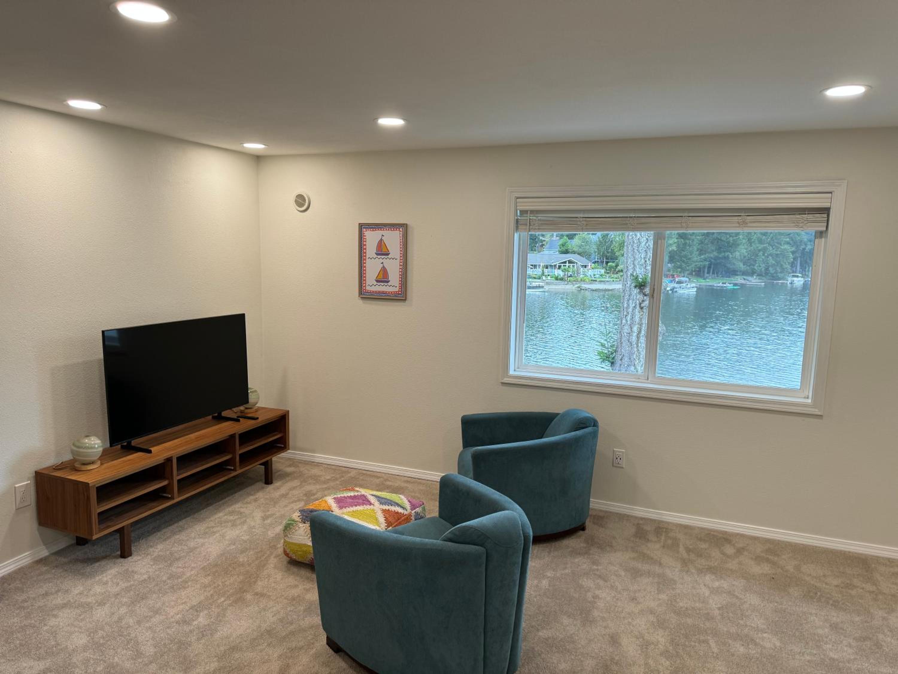 Two-Bedroom House photo 2