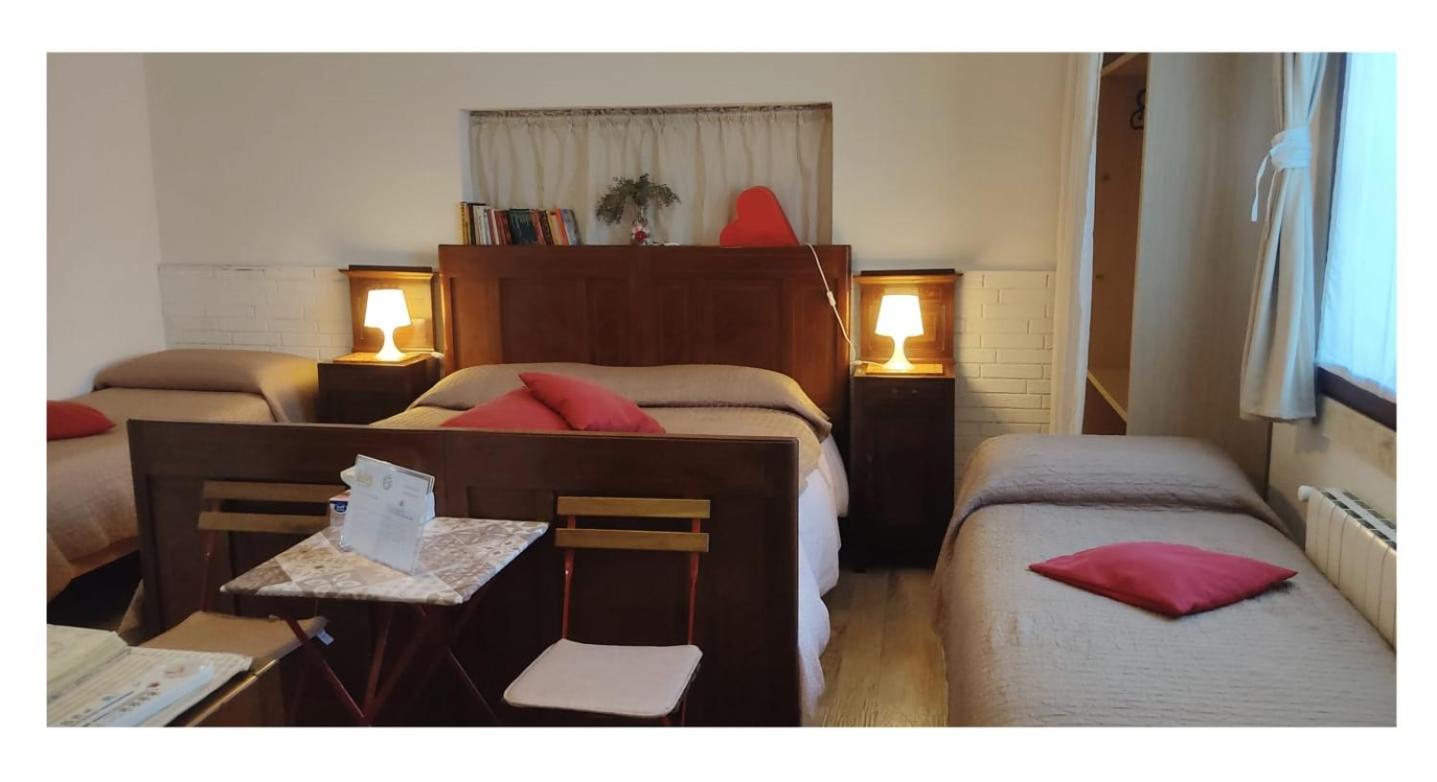 Quadruple Room With Private Bathroom photo 1