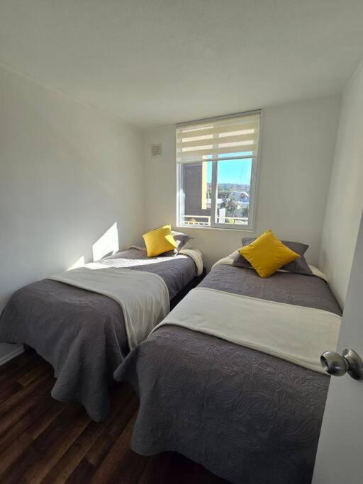 Three-Bedroom Apartment photo 3