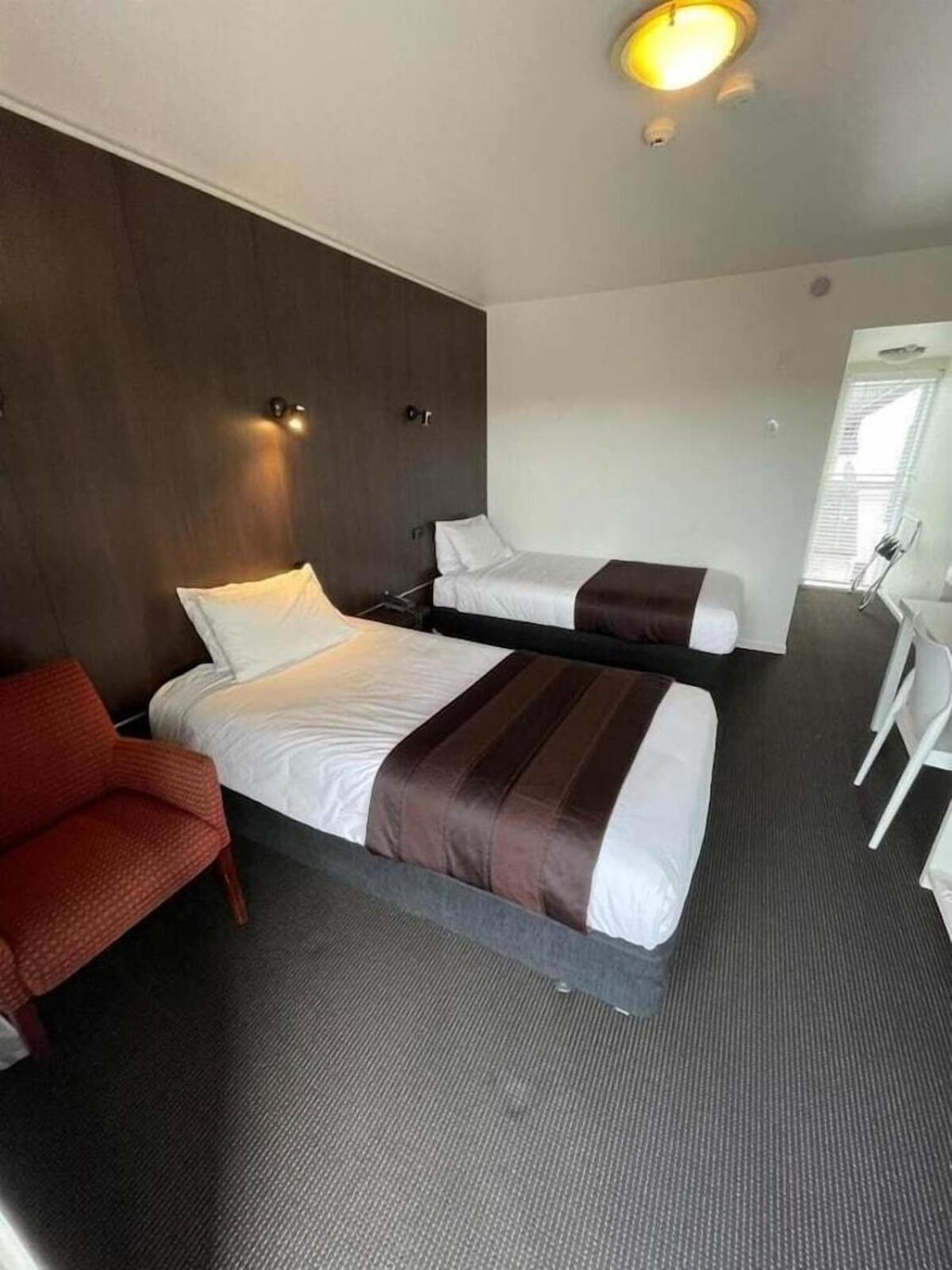 Twin Room photo 1