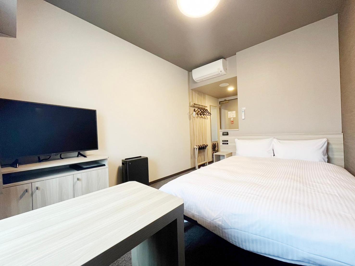 Double Room with Small Double Bed - Smoking - Photo 11