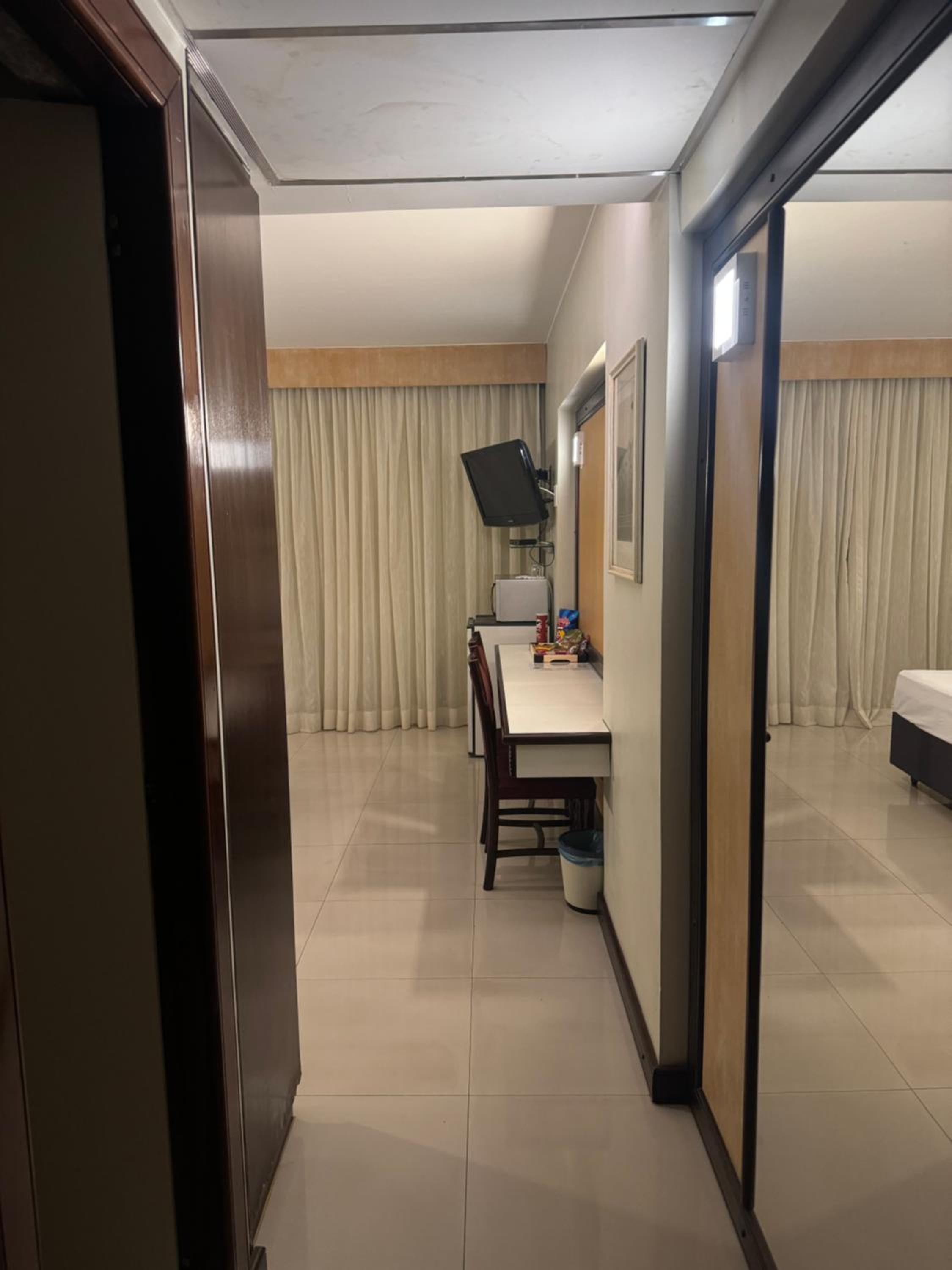 Suite with Pool View