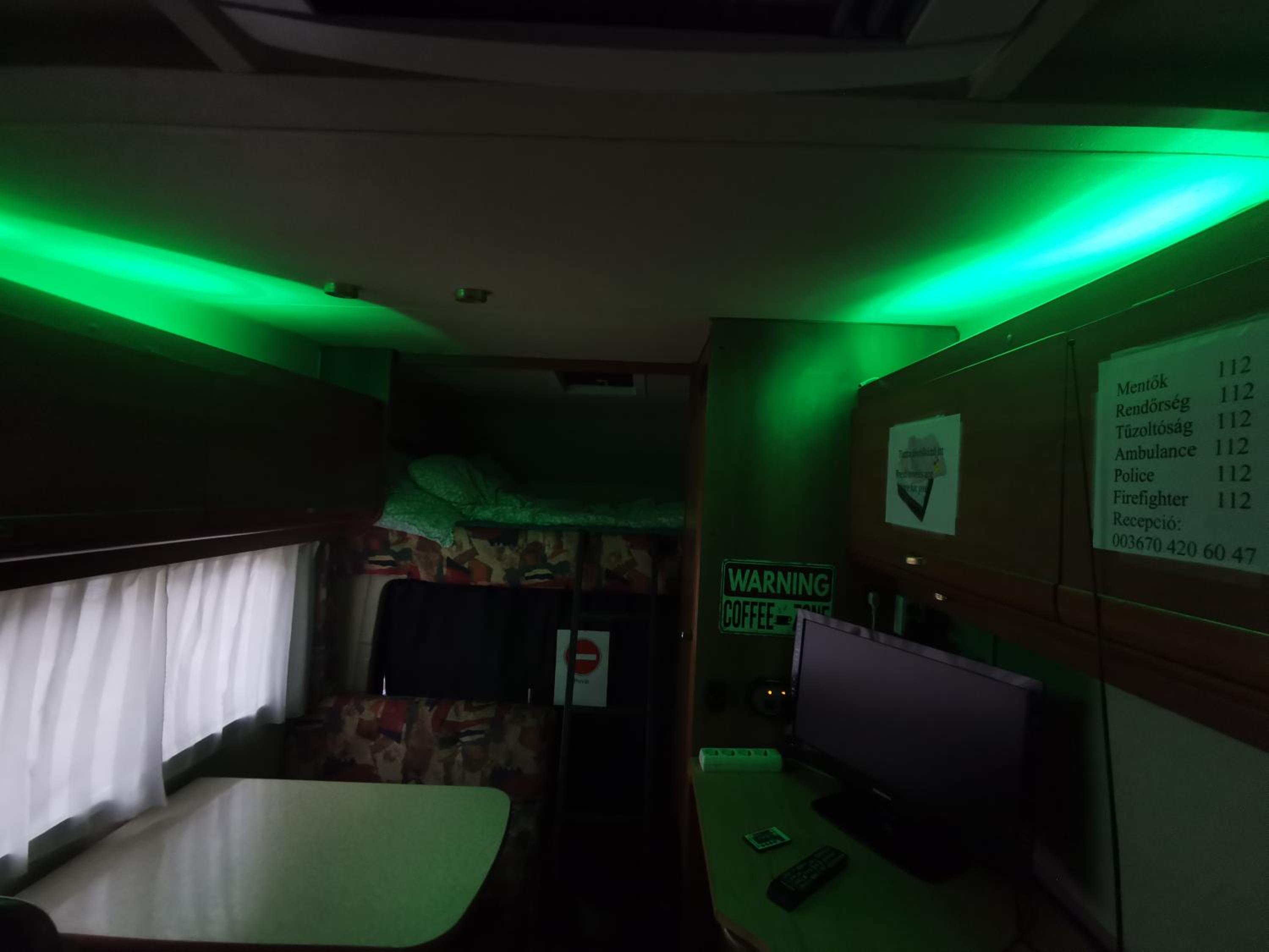 Caravan - Photo 2