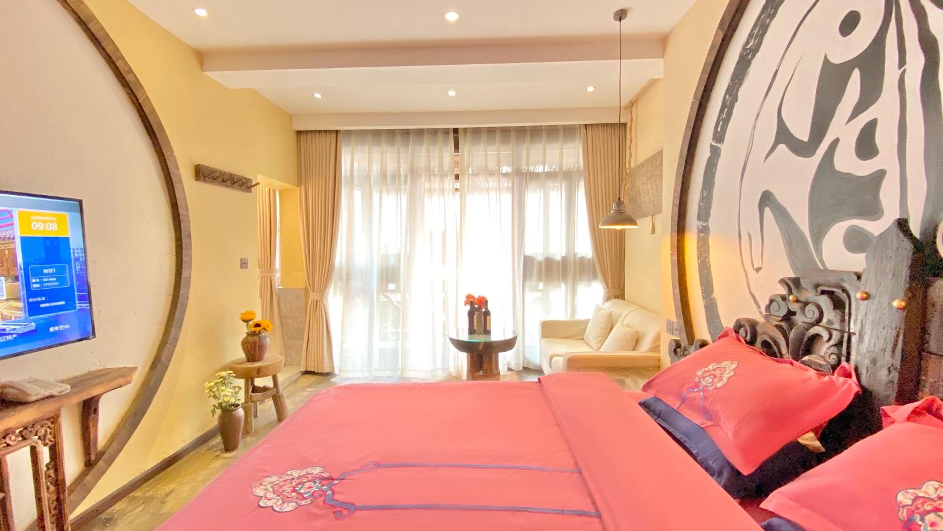 Superior King Room photo 2