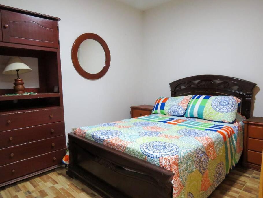 Three-Bedroom House photo 2
