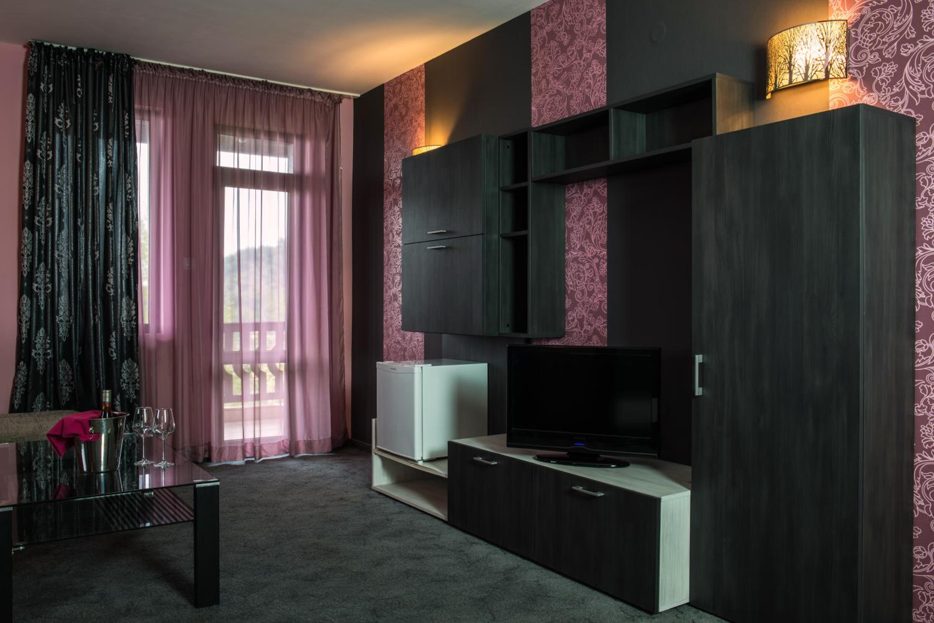 Junior Suite - Photo 1