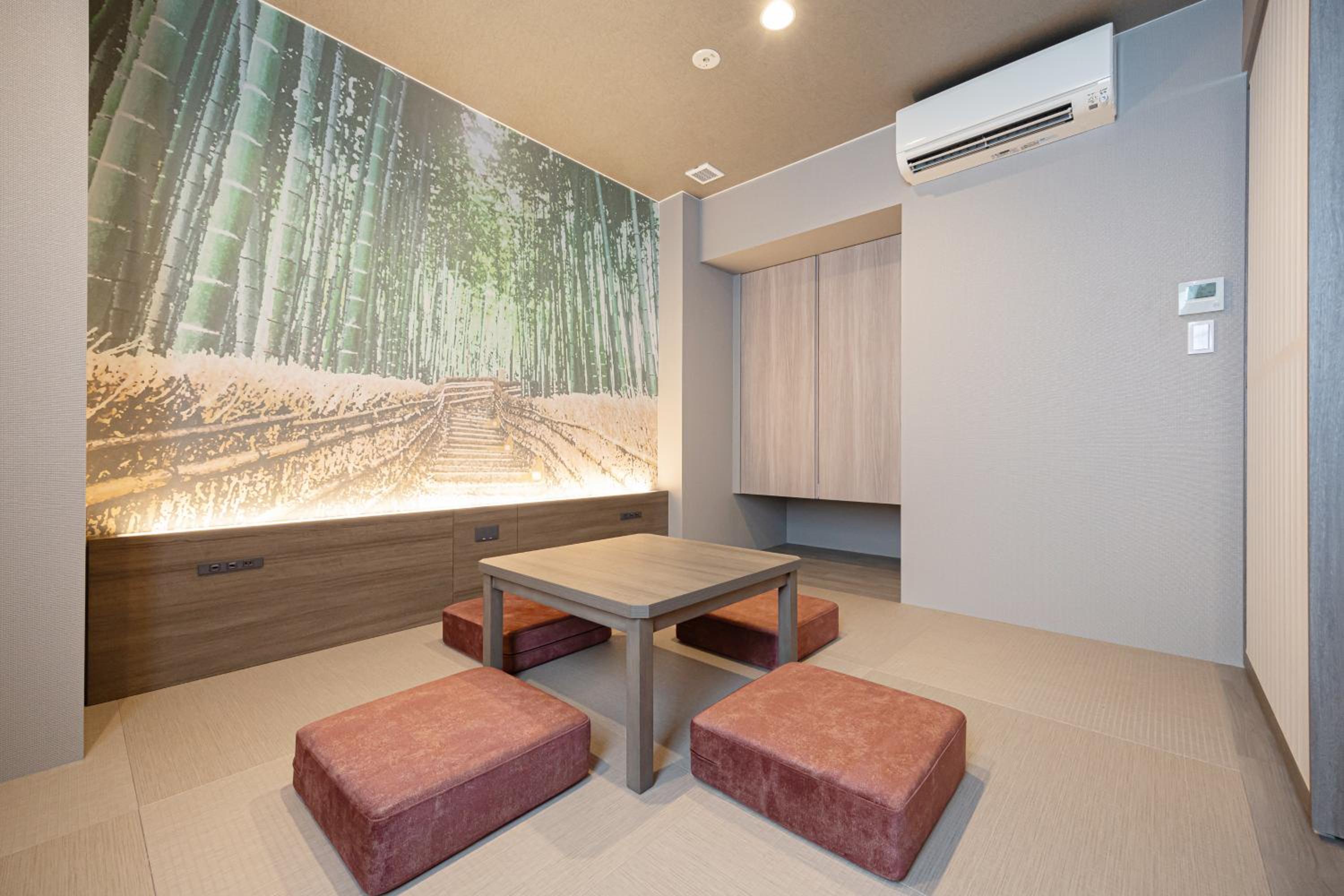 Two-Bedroom Family Apartment - Photo 11