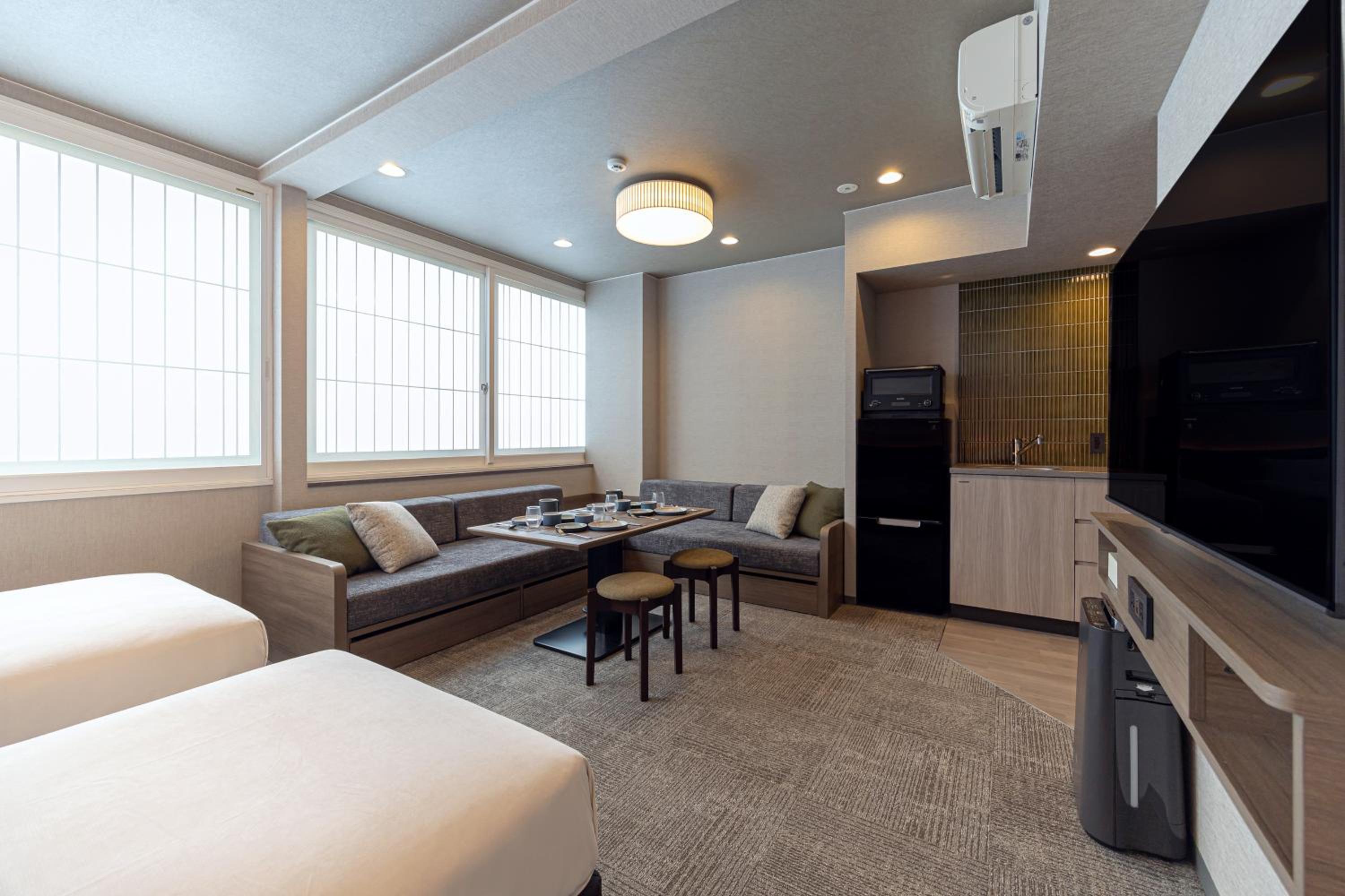 Quadruple Room - Photo 2