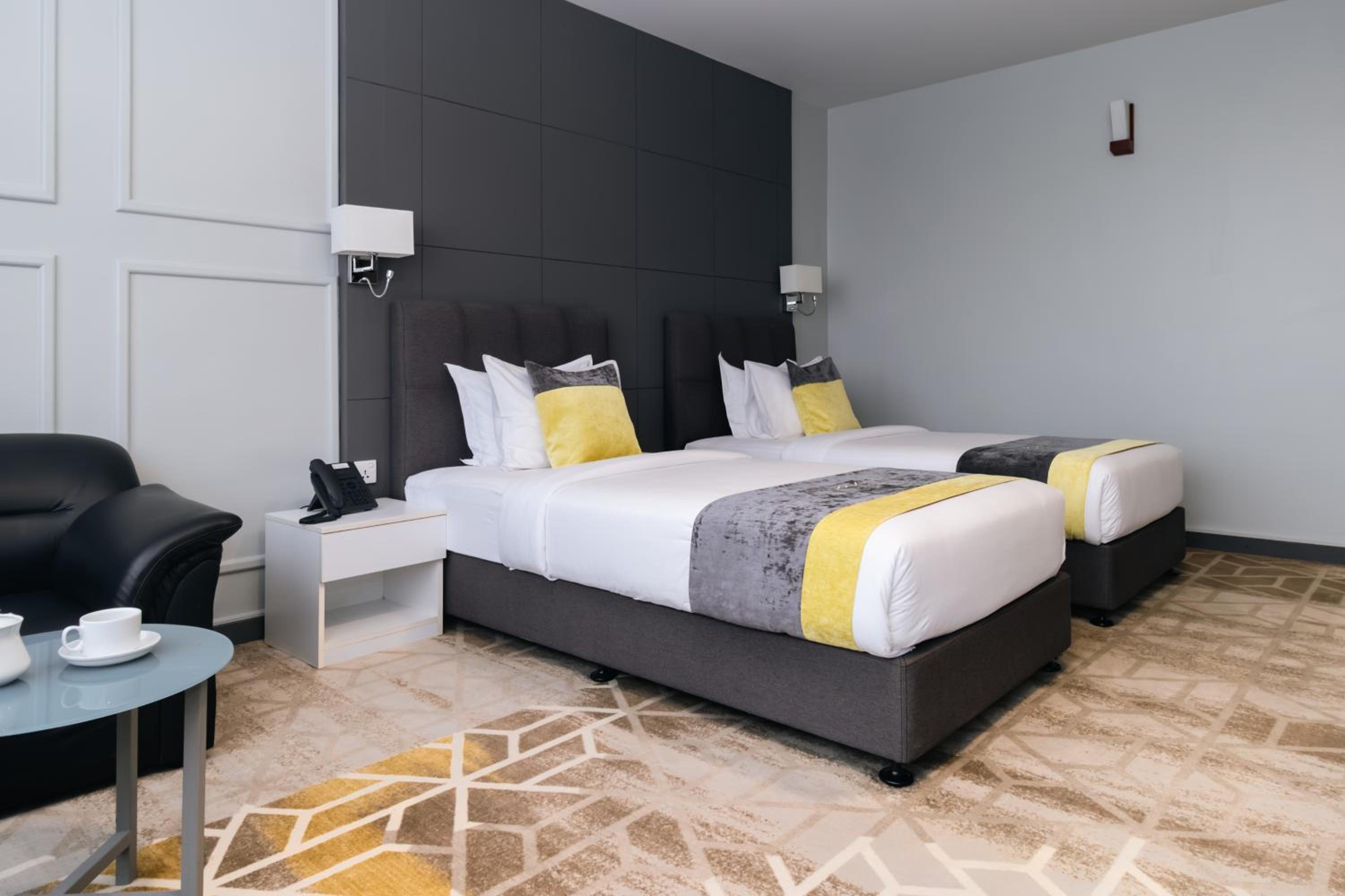 Standard Twin Room (Free Return Airport Transfer & 10% discount on Food & Beverage) - Photo 5
