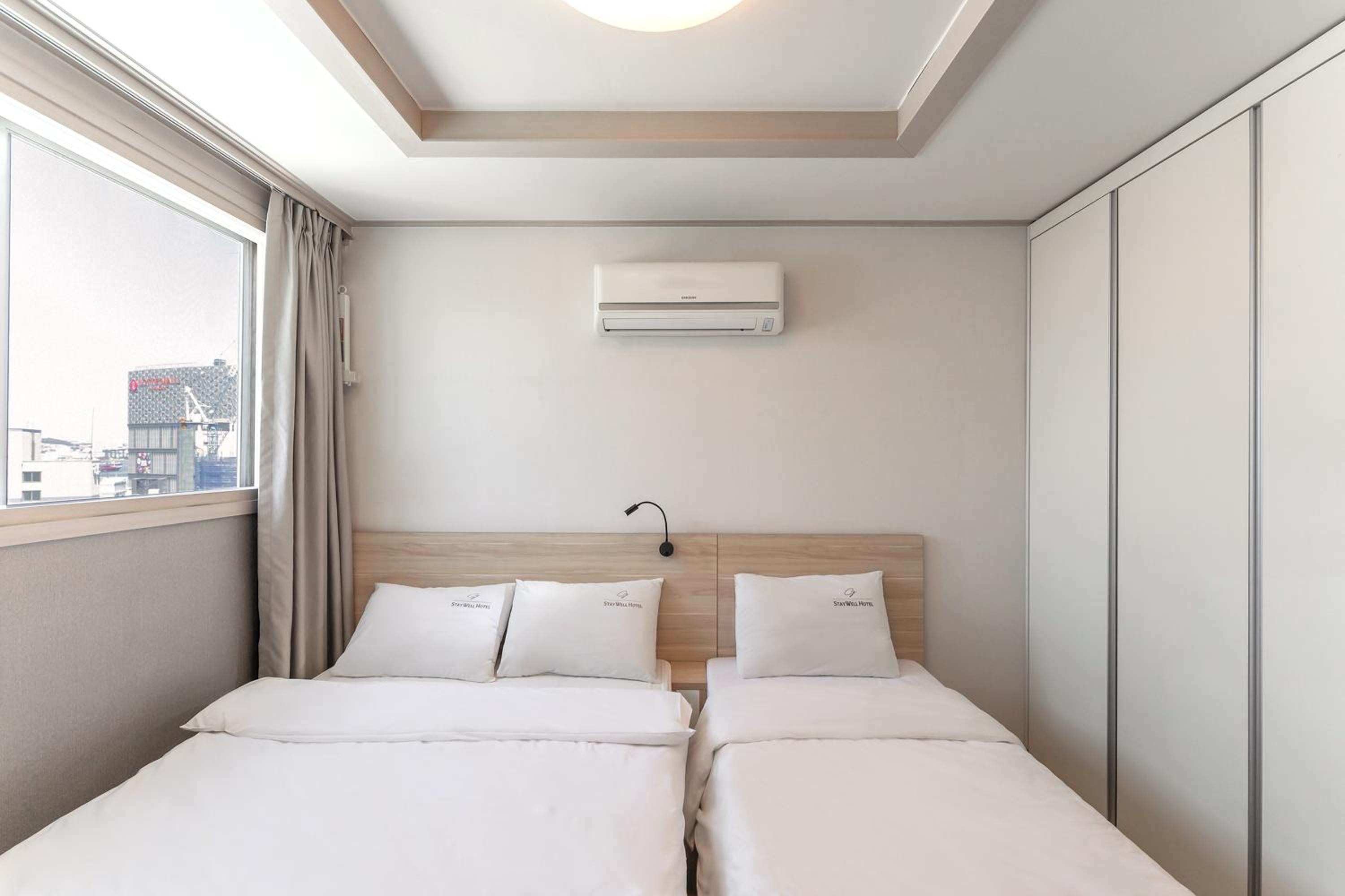 Deluxe Twin Room - Photo 18