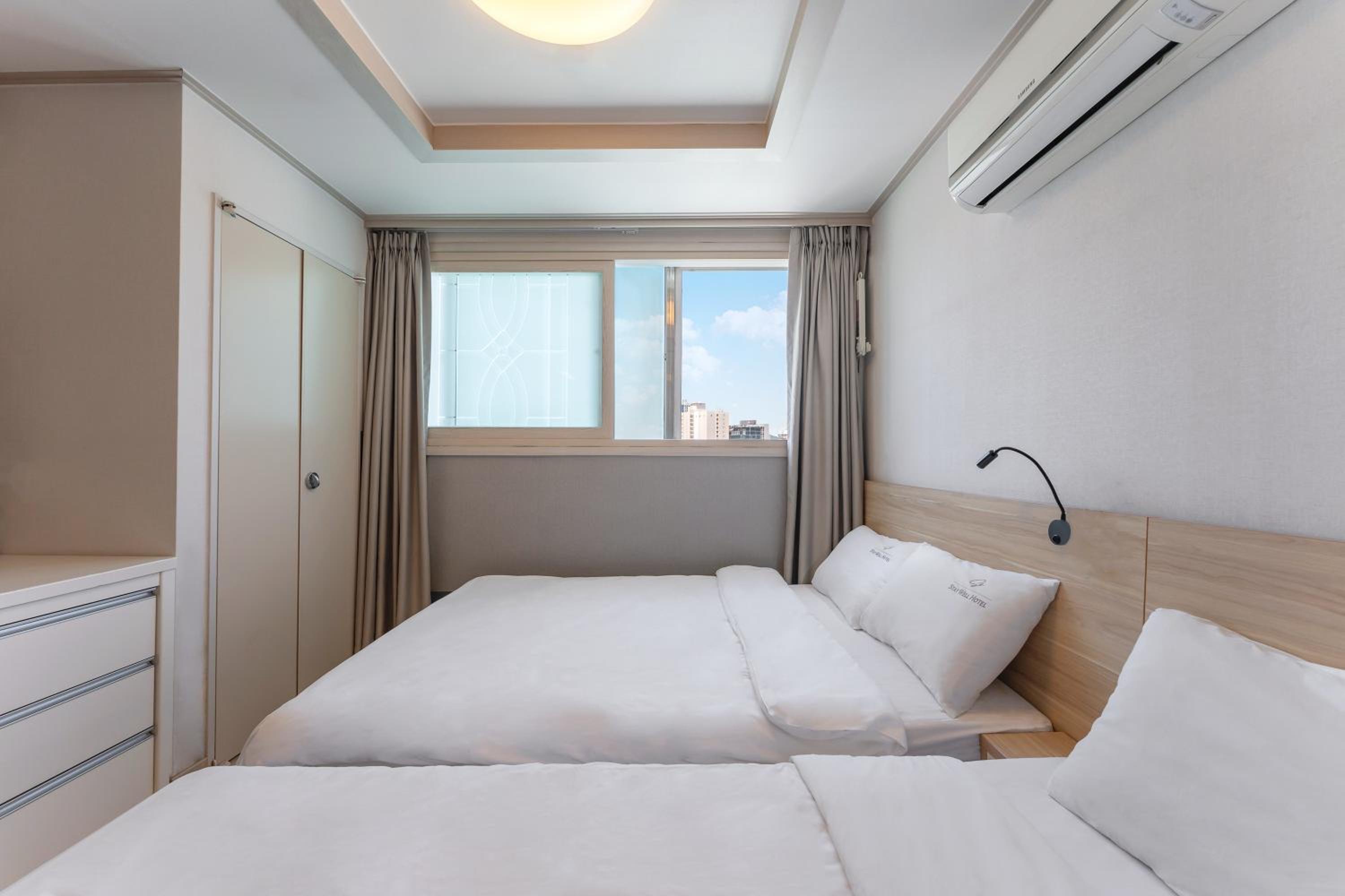 Deluxe Twin Room - Photo 20