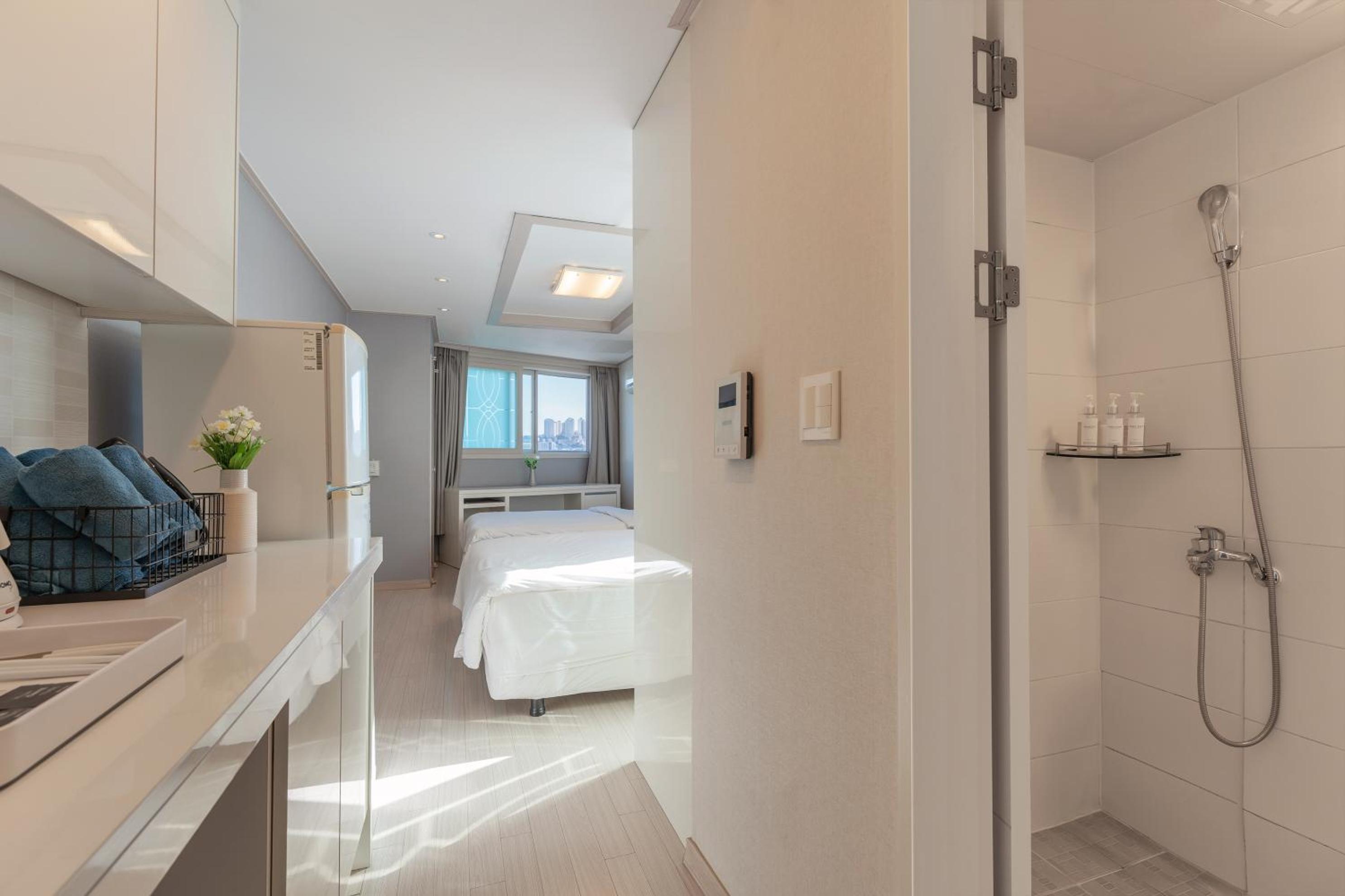 Family Double Room - Photo 18