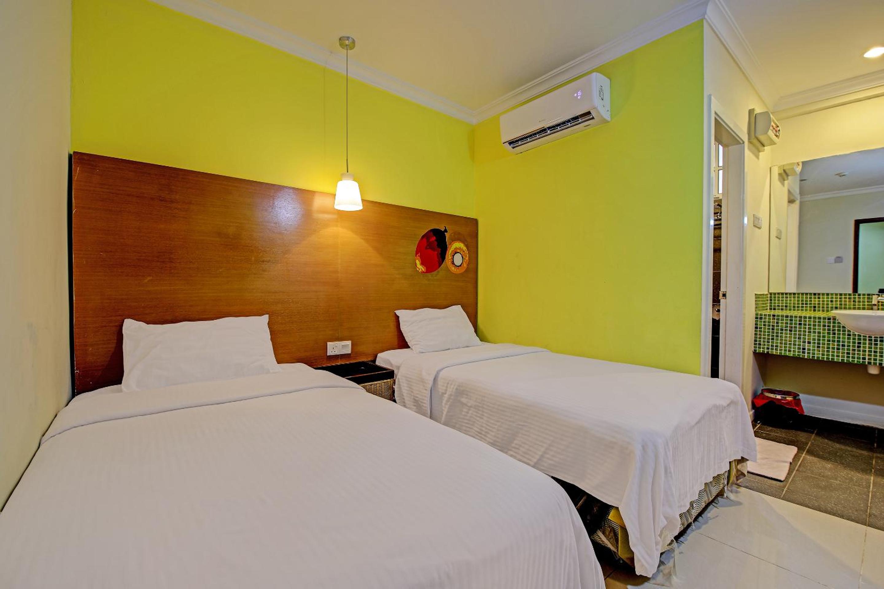 Deluxe Twin Room - Photo 3