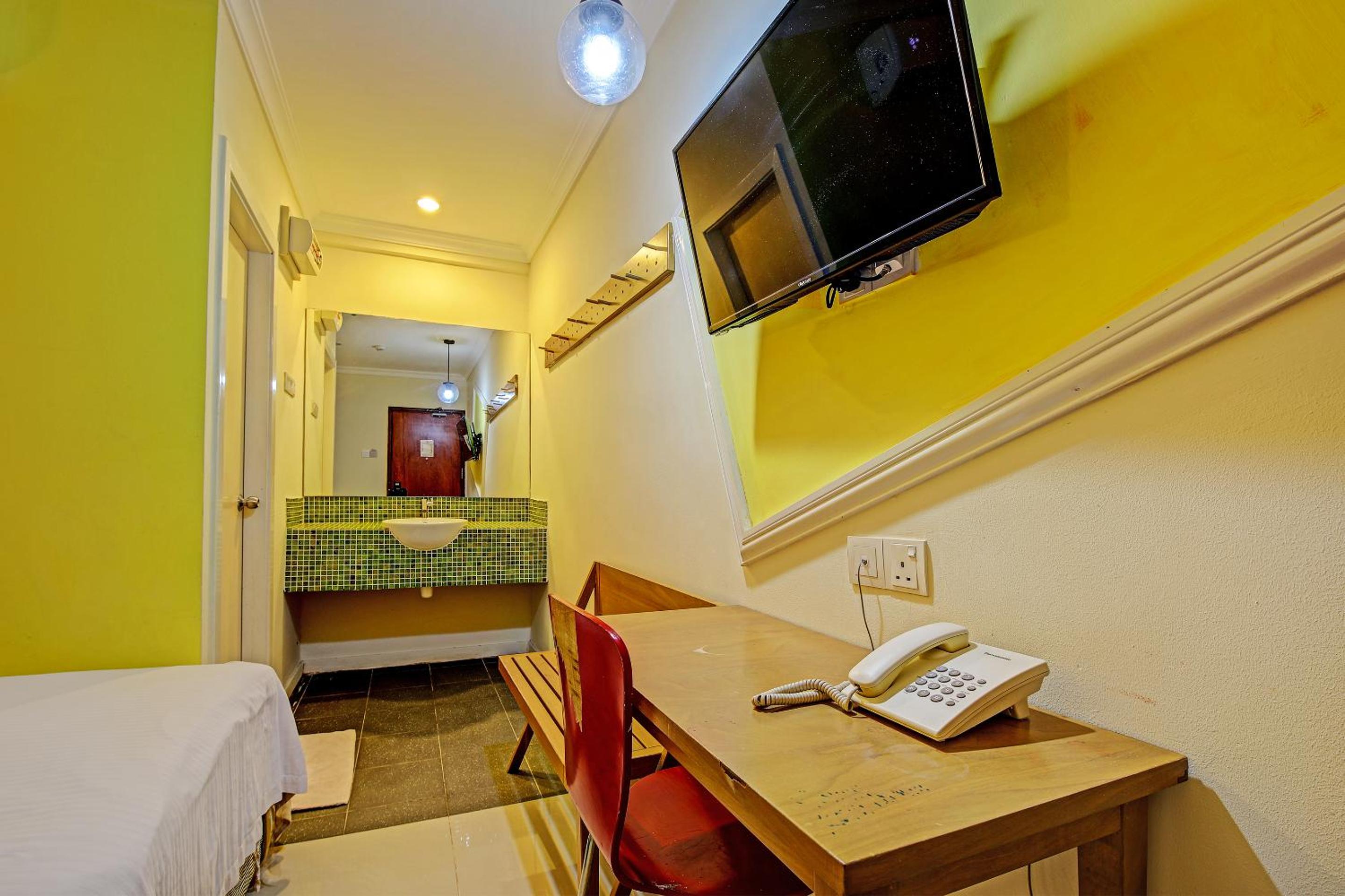 Deluxe Twin Room - Photo 2