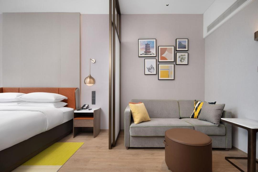Deluxe Double Room photo 2