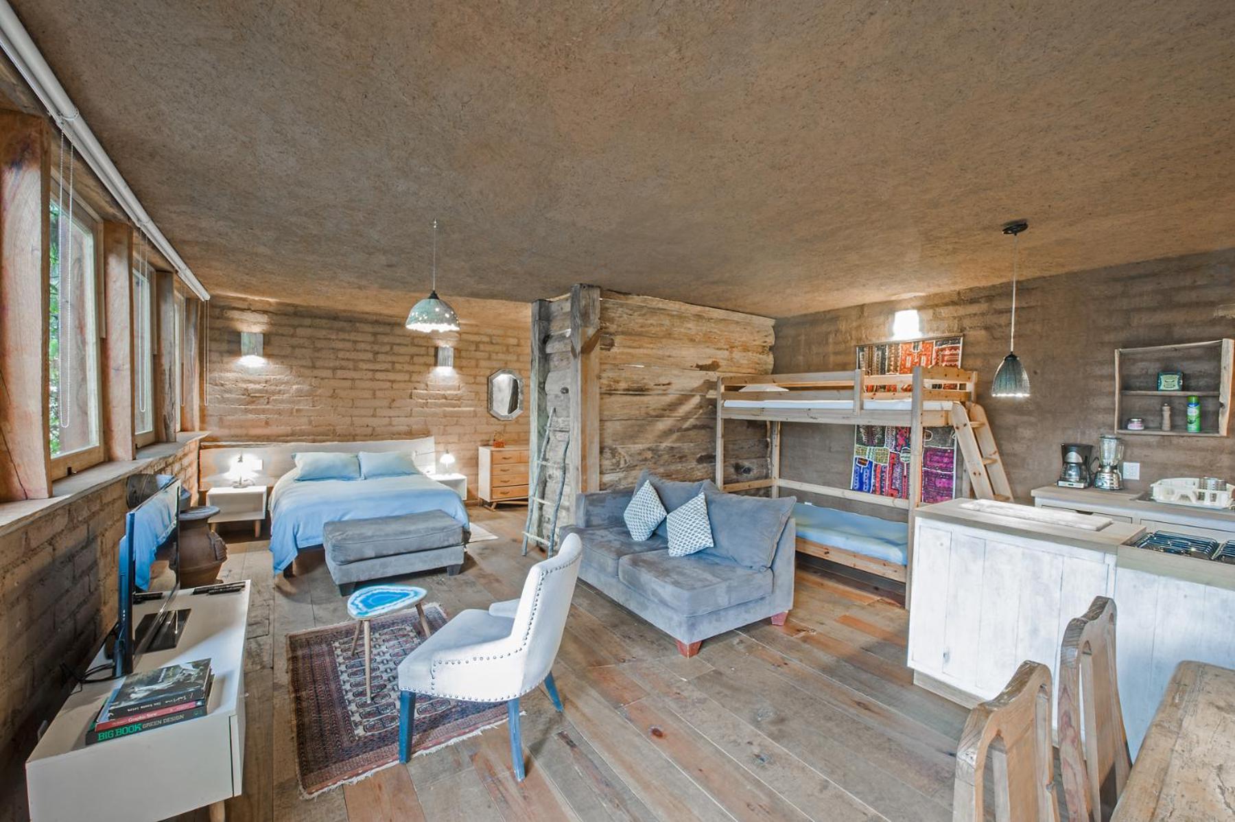 Loft photo 1