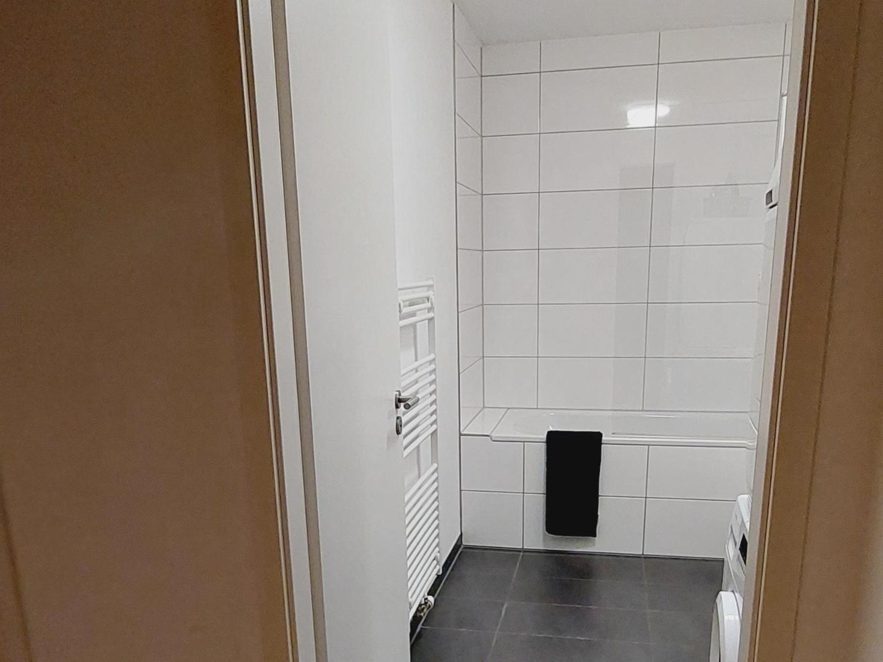 Two-Bedroom Apartment - Photo 6