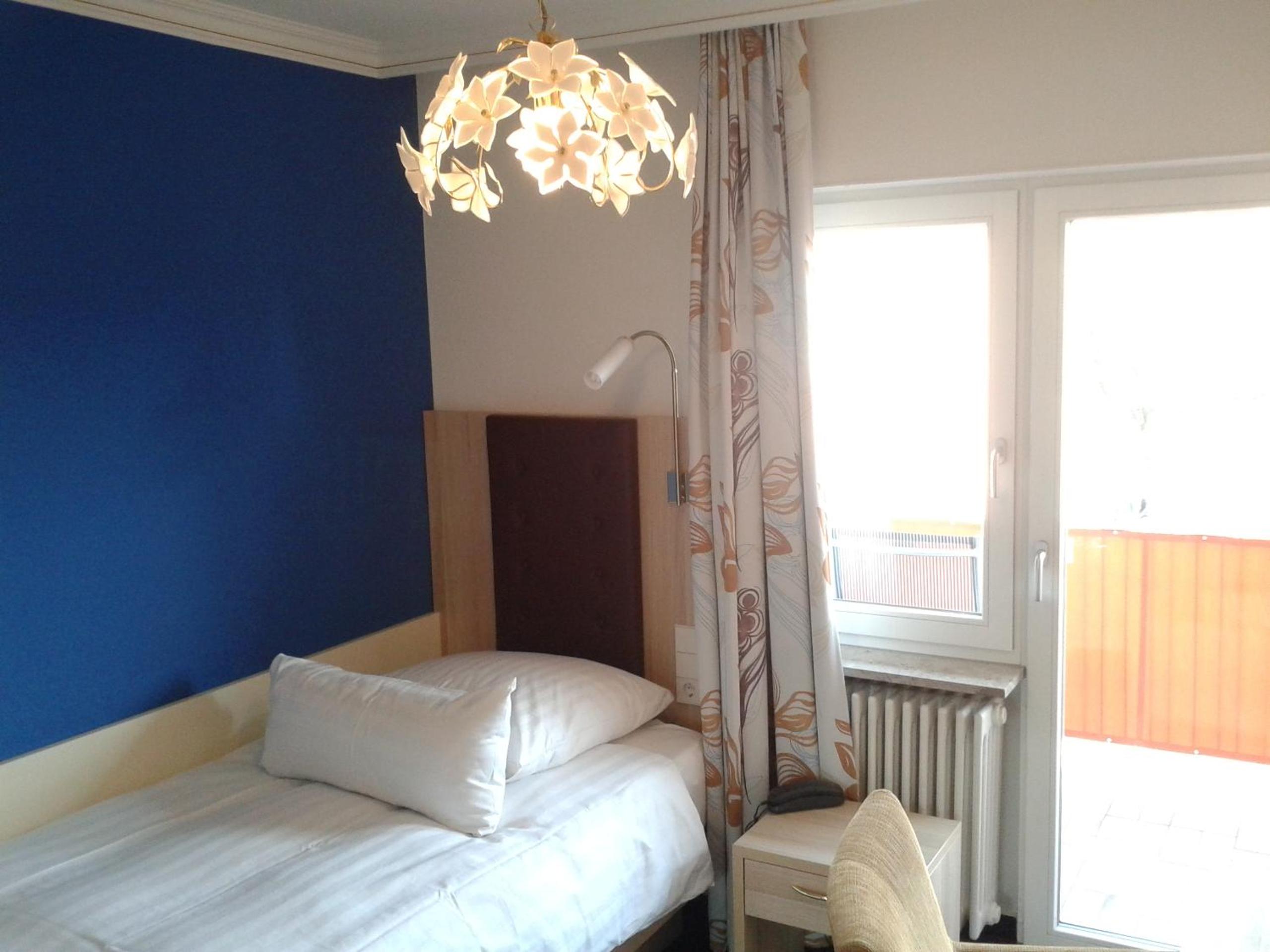 Single Room with Balcony photo 2