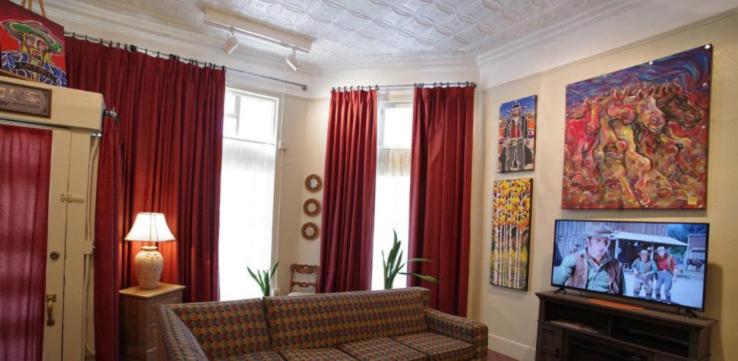 Superior King Suite photo 2