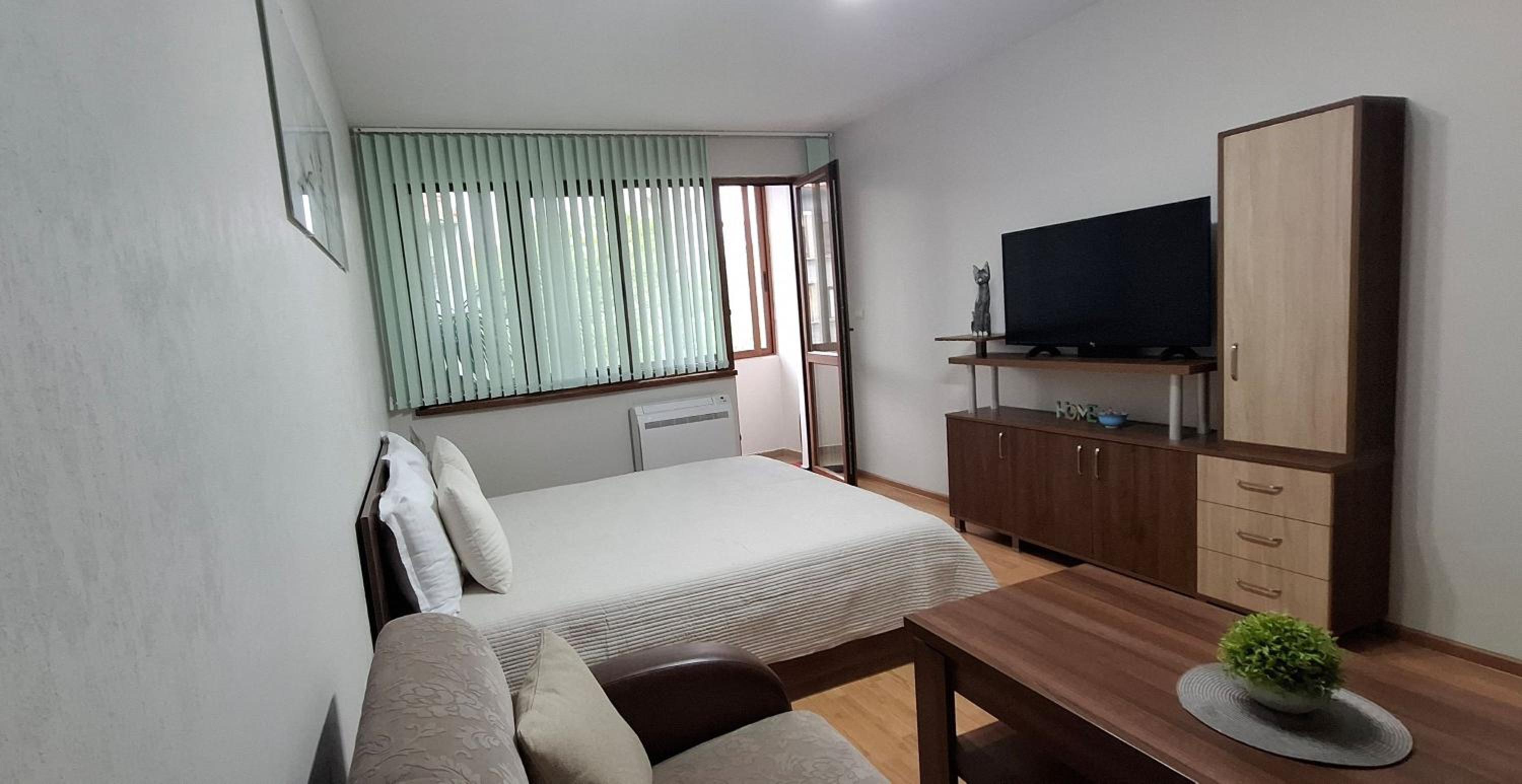 Apartment - Photo 24