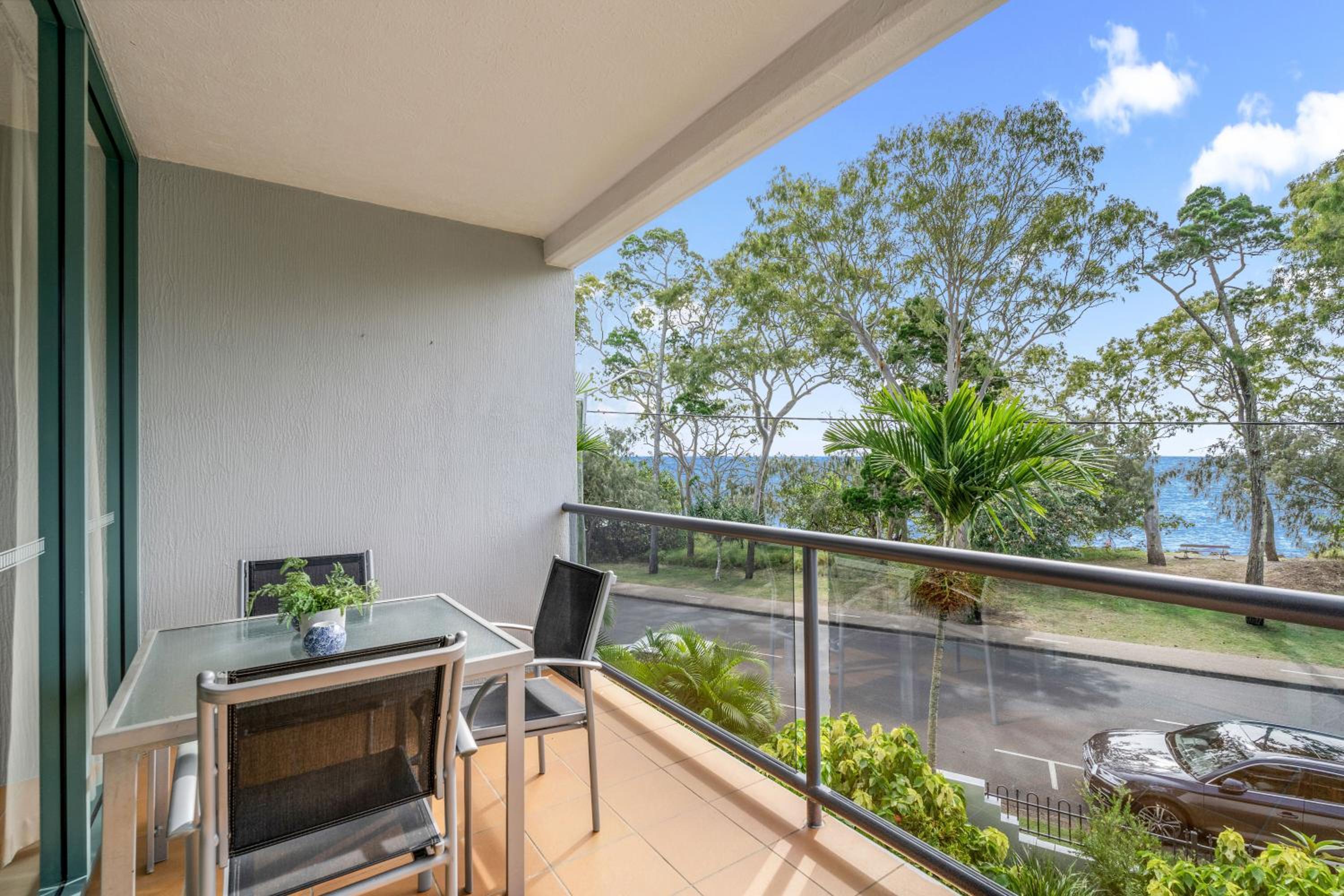 One Bedroom Apartment - Photo 5