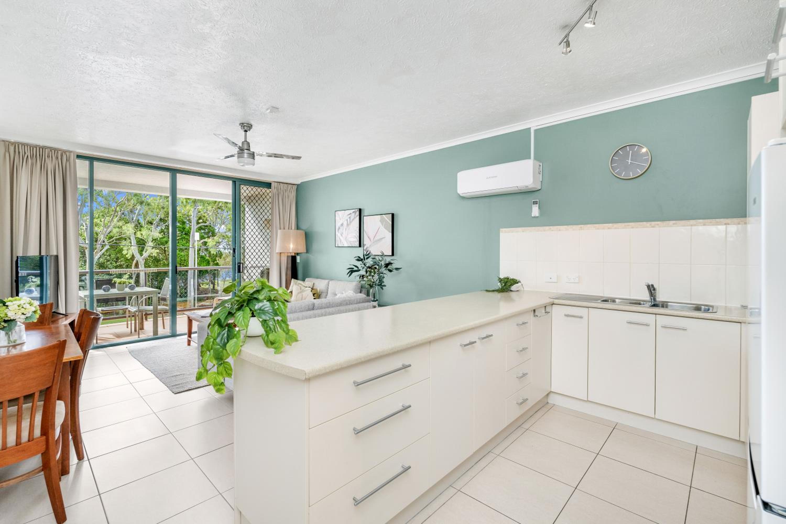 One Bedroom Apartment - Photo 3