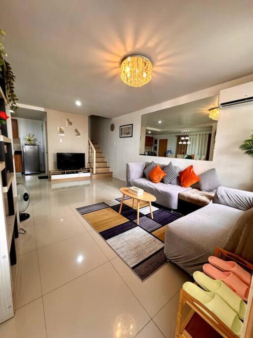 Three-Bedroom Apartment photo 1