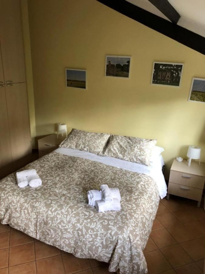 Double or Twin Room with Private External Bathroom photo 3