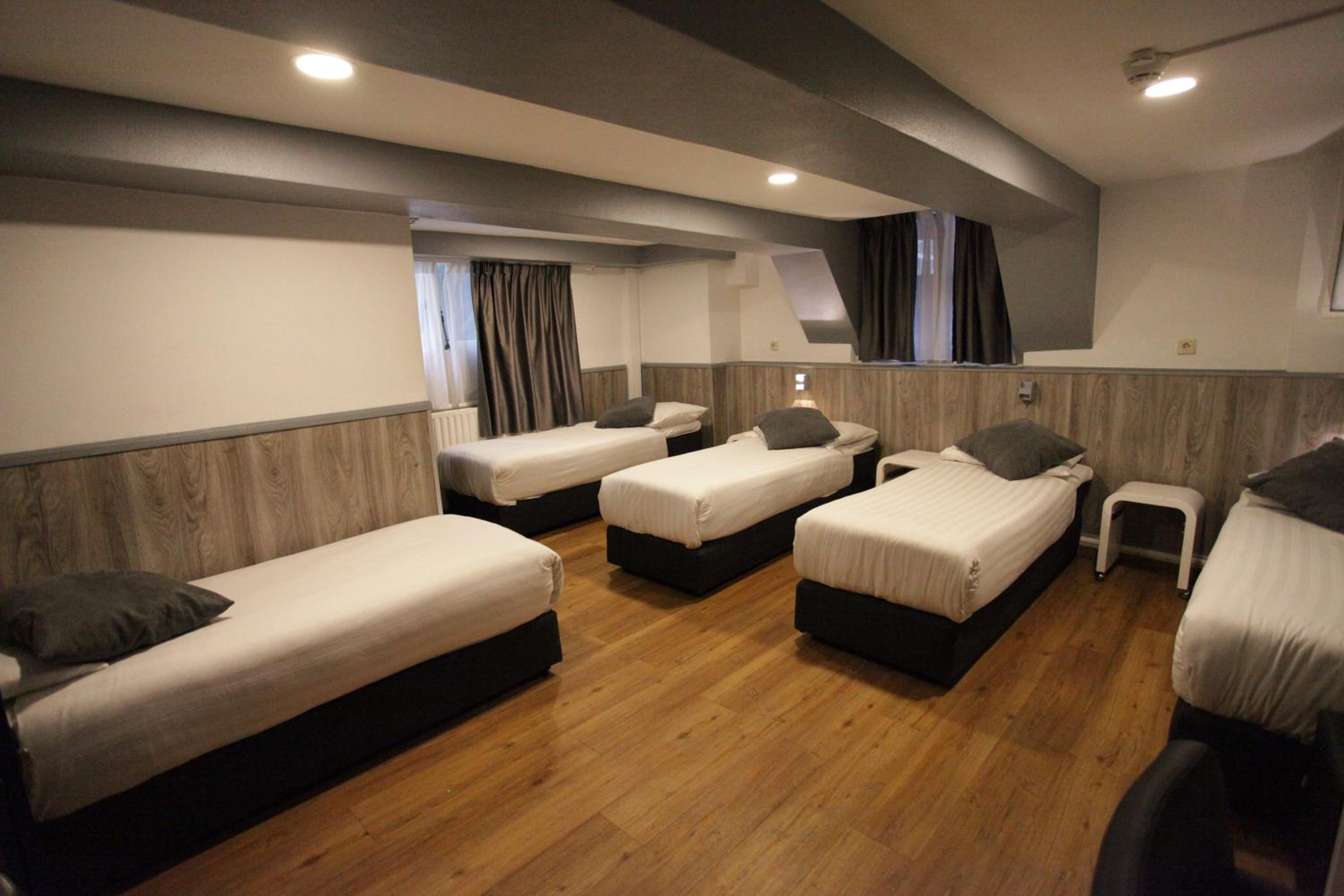 Family Room photo 1