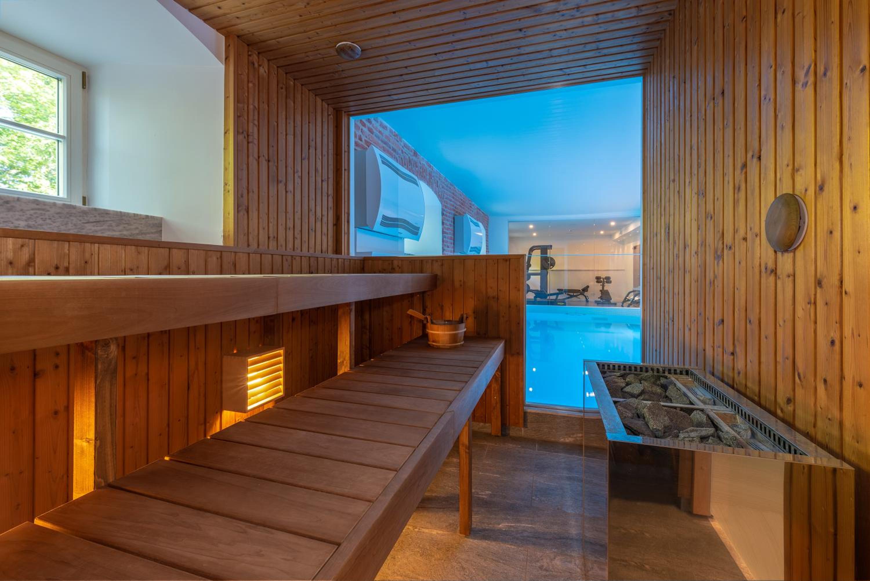 Twin Room with Bath photo 3
