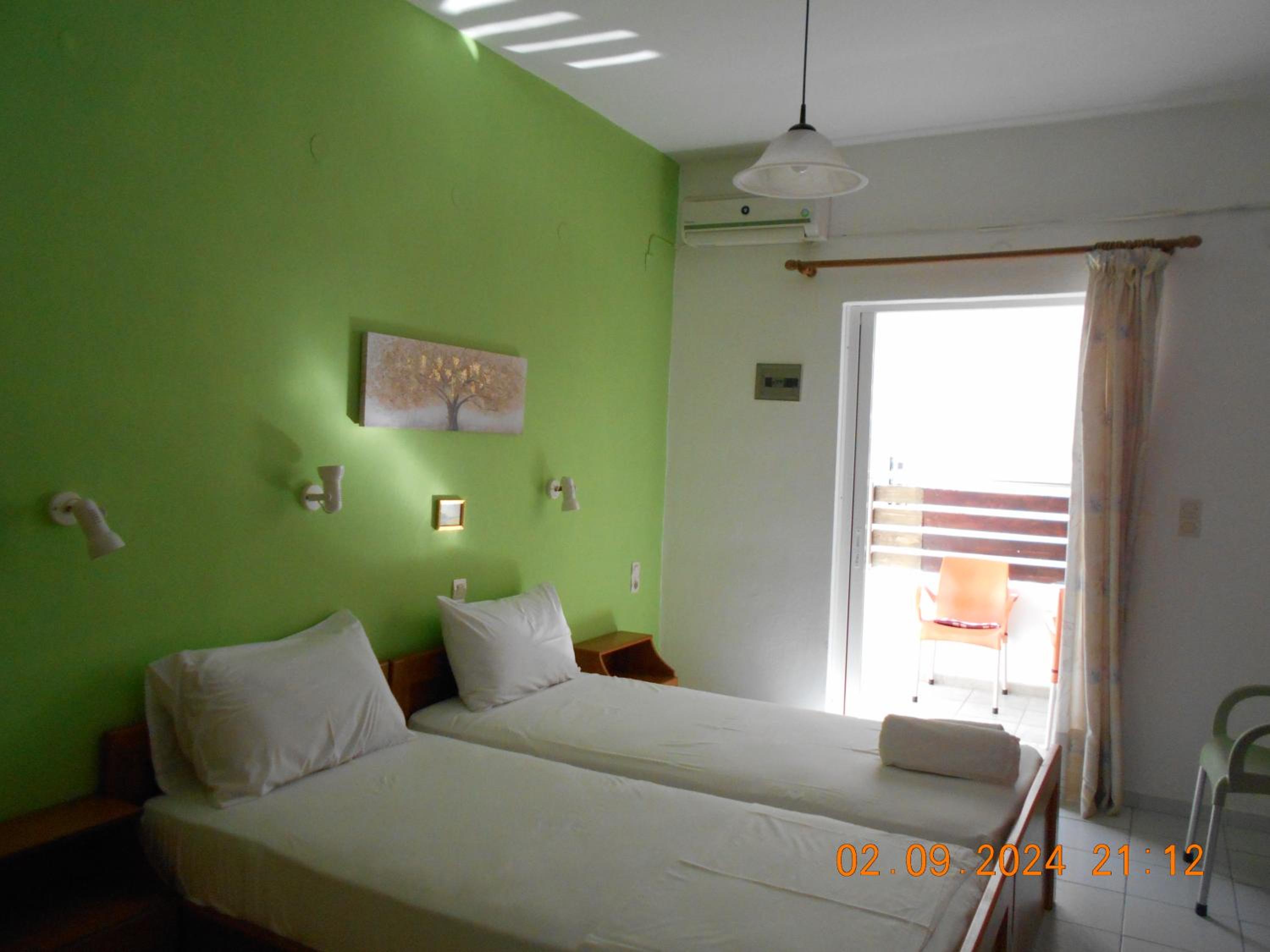 Deluxe Double or Twin Room photo 1